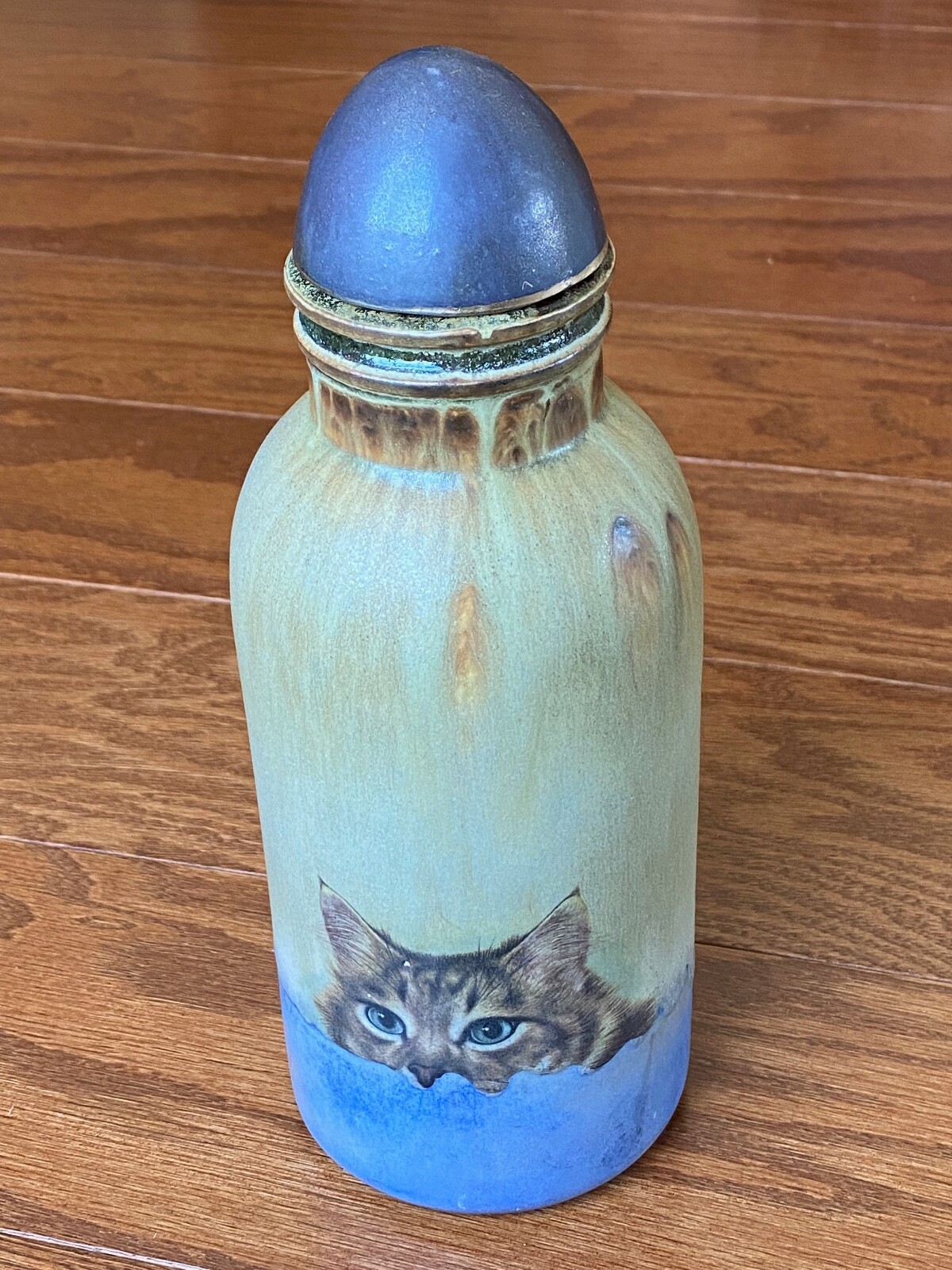 UNIQUE Handmade / painted Ceramic Cremation Urn for Pet – Vintage