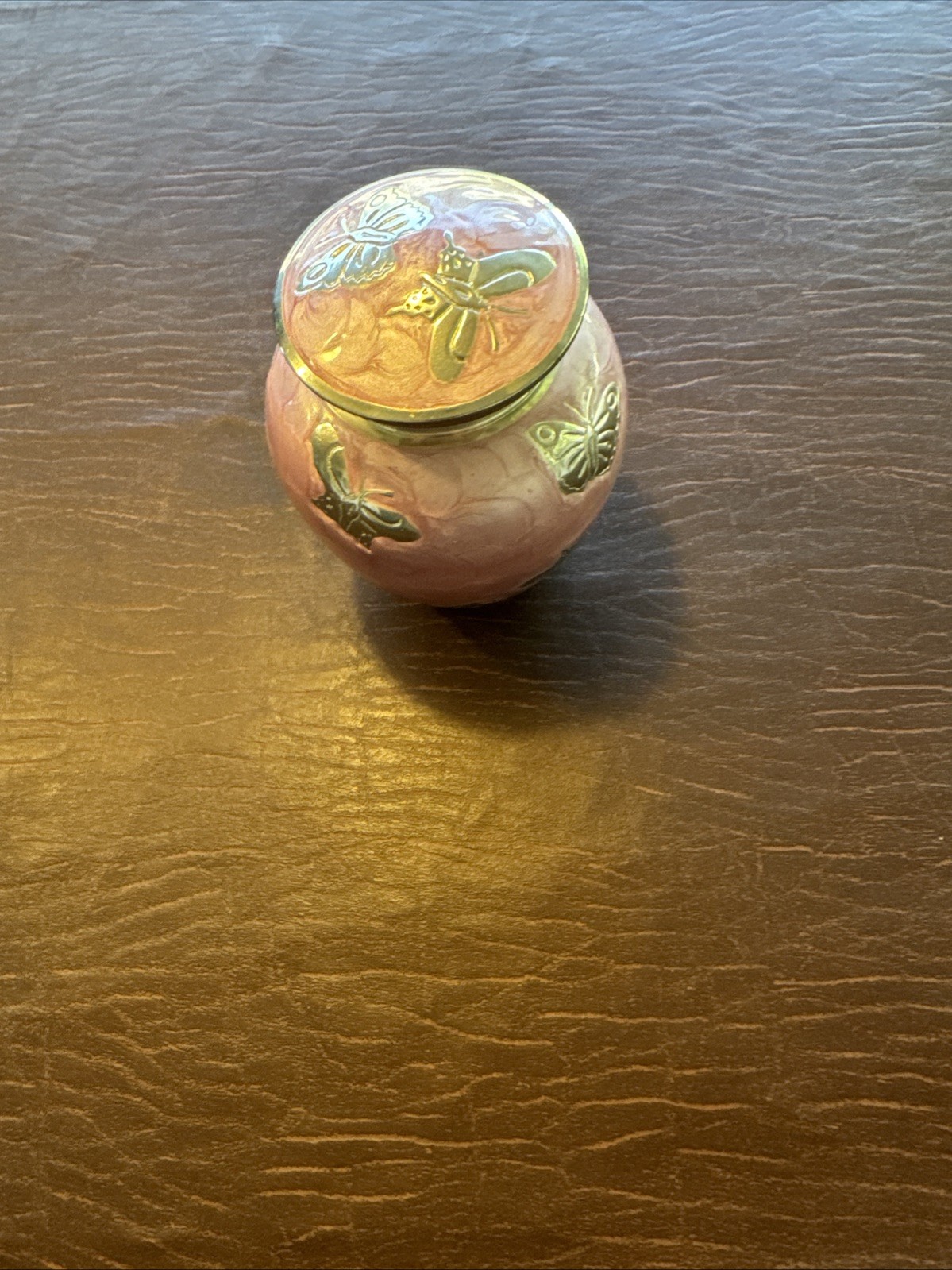 Pink Urn For Dogs And Cats W Butterflys