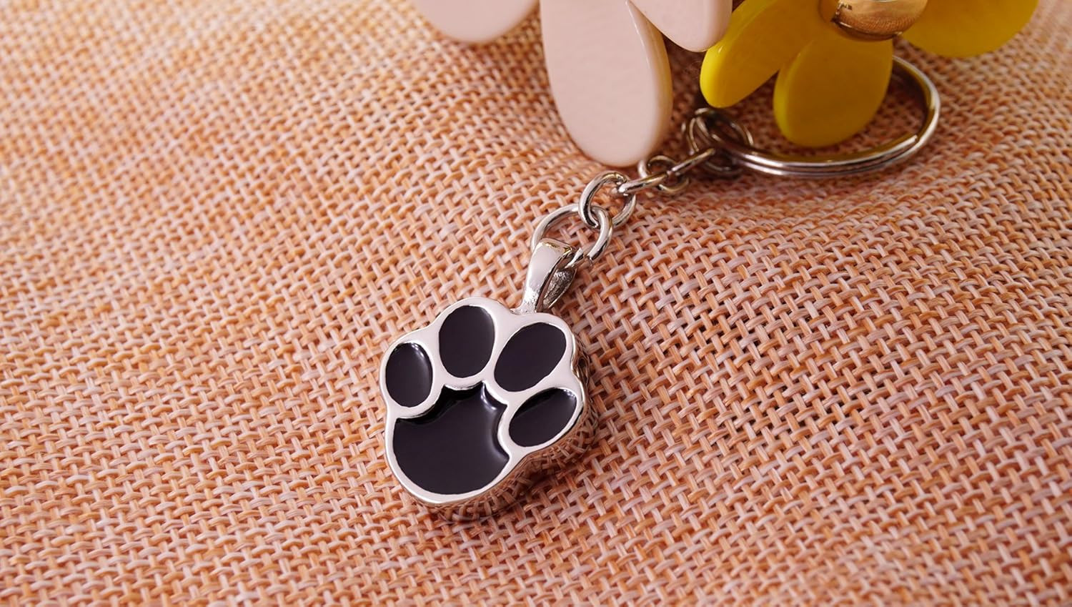 Pet Paw/Dog Paw Stainless Steel Urn Pendant Keyring Ash Memorial Keepsake Cremat