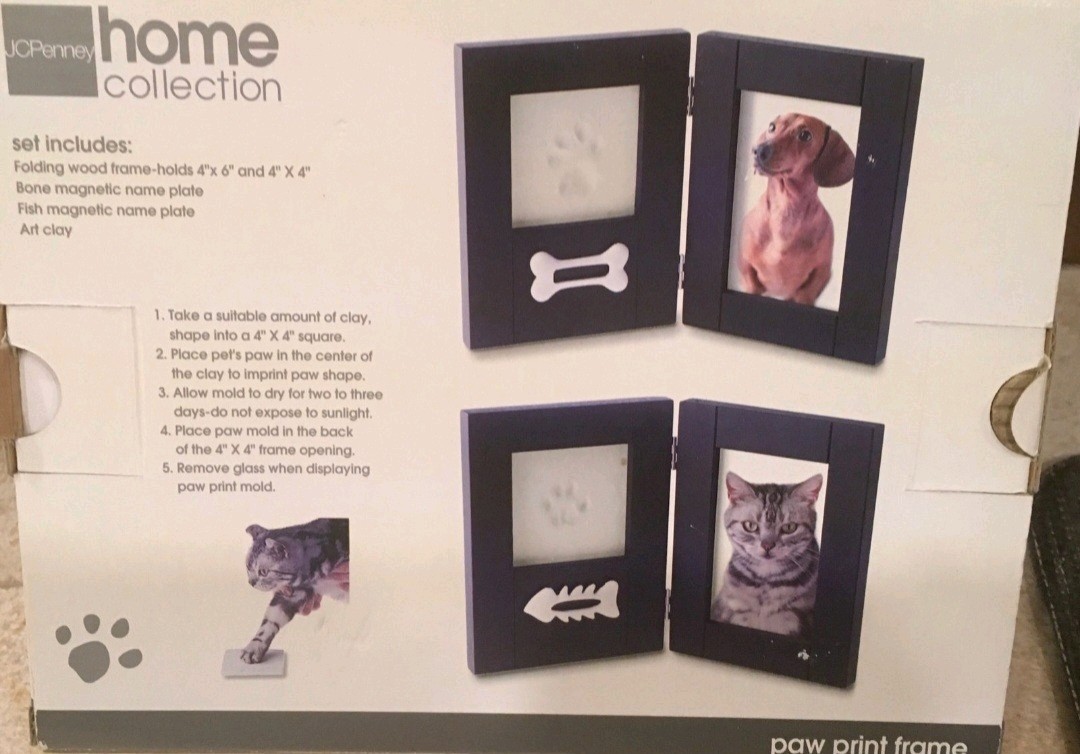 Brand New 4×6 Paw Prints Photo Frames For Cats or Dogs – Needs New Art Clay
