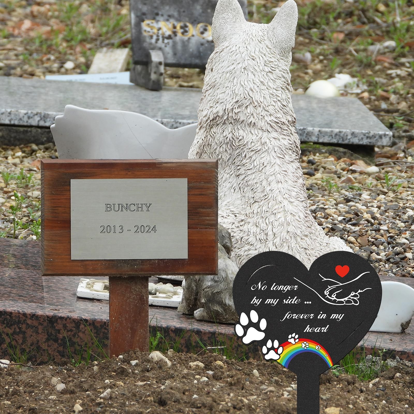 LIRAVENO Dog Memorial Grave Stakes – Metal Pets Lover Cemetery Markers black