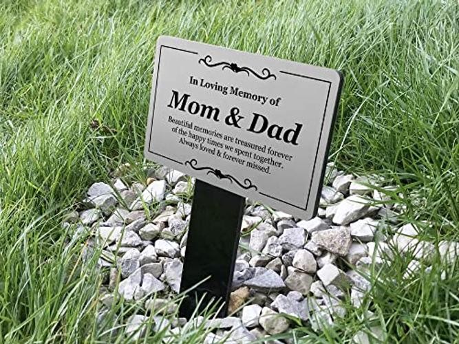Mom & Dad Memorial | Remembrance Plaque | Stake – Silver and Black Acrylic |