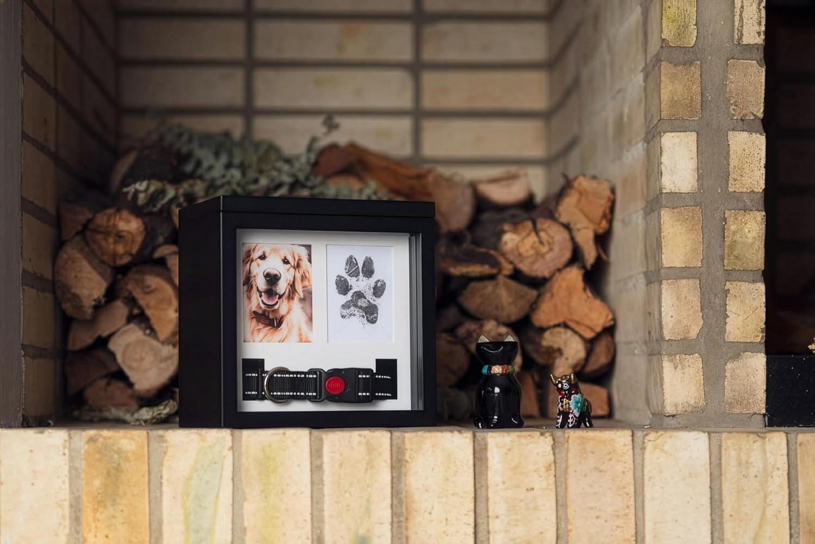 Dog Urn for Ashes, 4 Customizable Displays with Paw Print Ink Kit and Flannel…