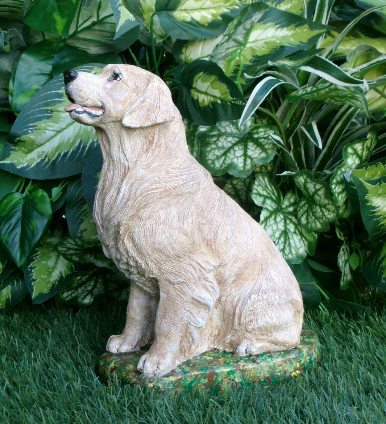 Golden Retriever Concrete Dog Statue Custom Painted Pet Loss Memorial Stone Dog