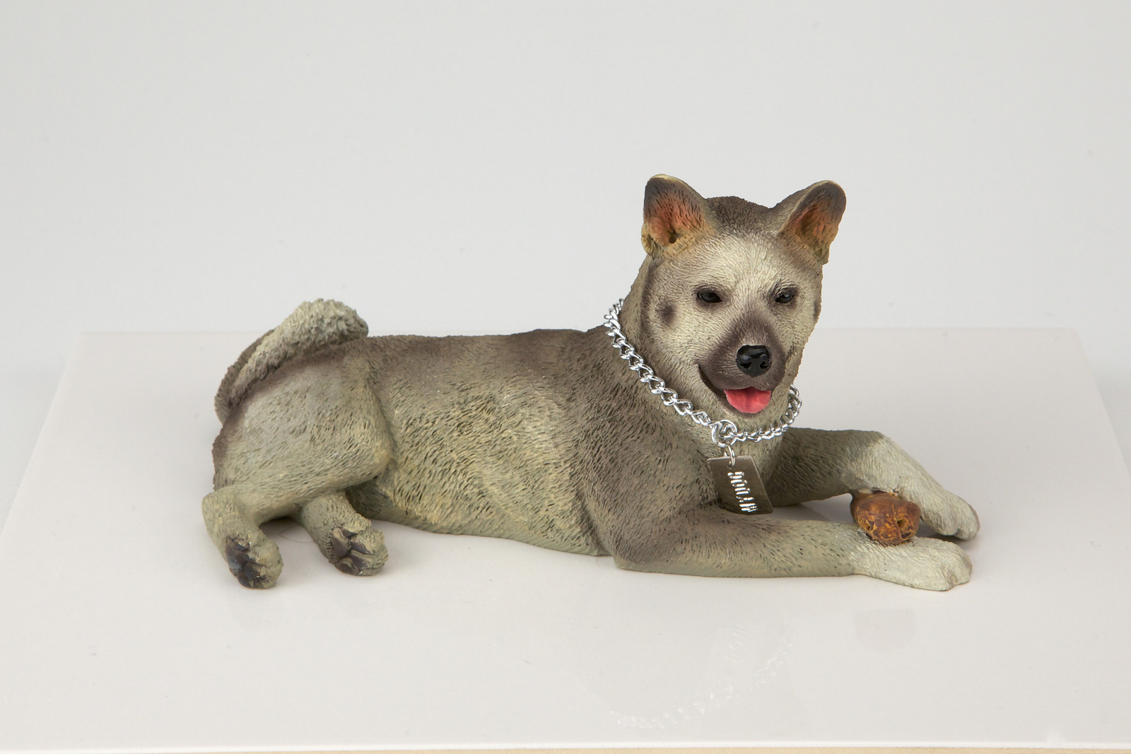 Akita Gray Pet Funeral Cremation Urn Available in 3 Different Colors & 4 Sizes