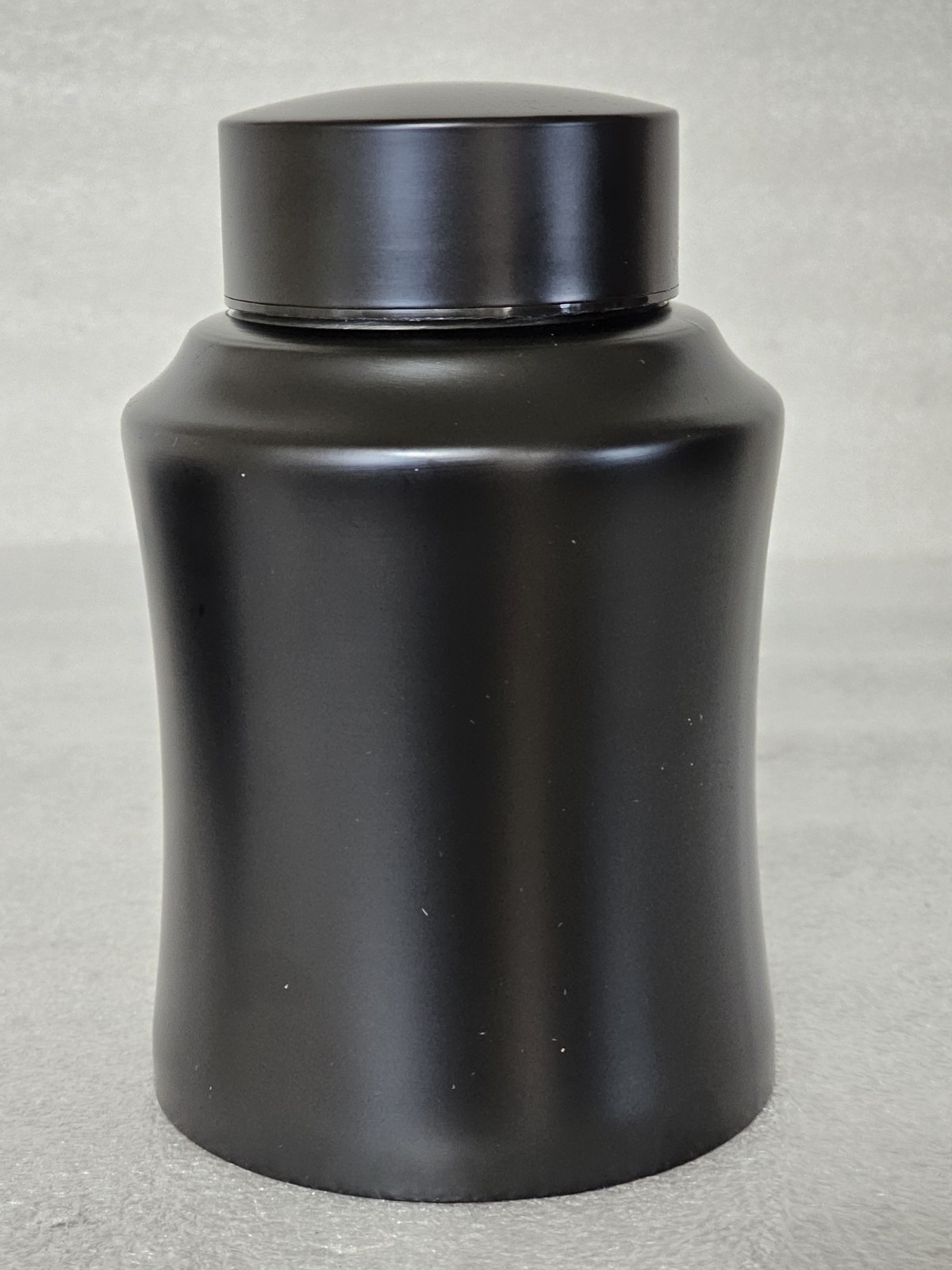 Stainless Steel Small/Med Pet Urn, Secure Screw Lid, Lightweight w/Pouch Black