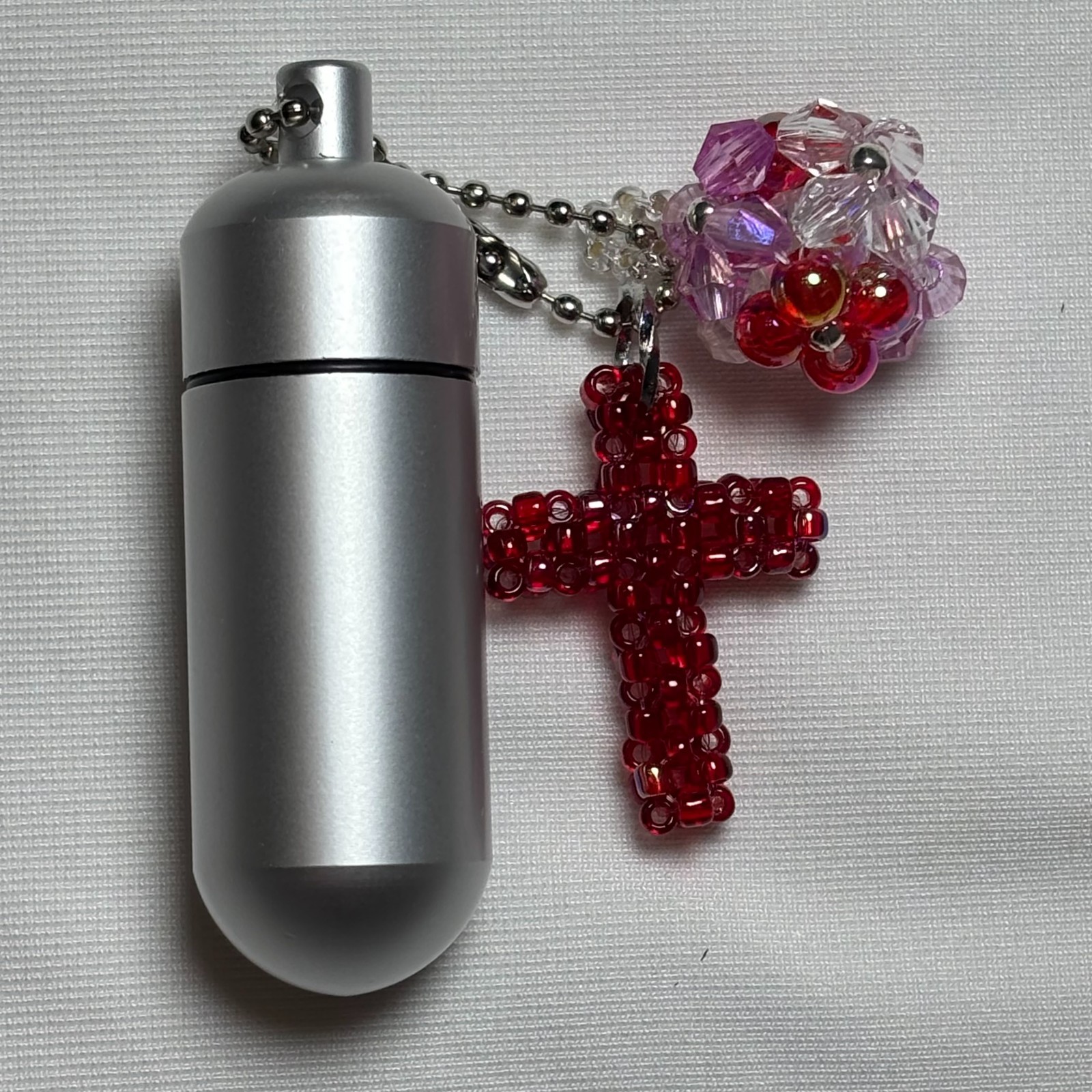 Cremation Ashes Keychain – Cremation Keepsake(red cross and red ornaments)