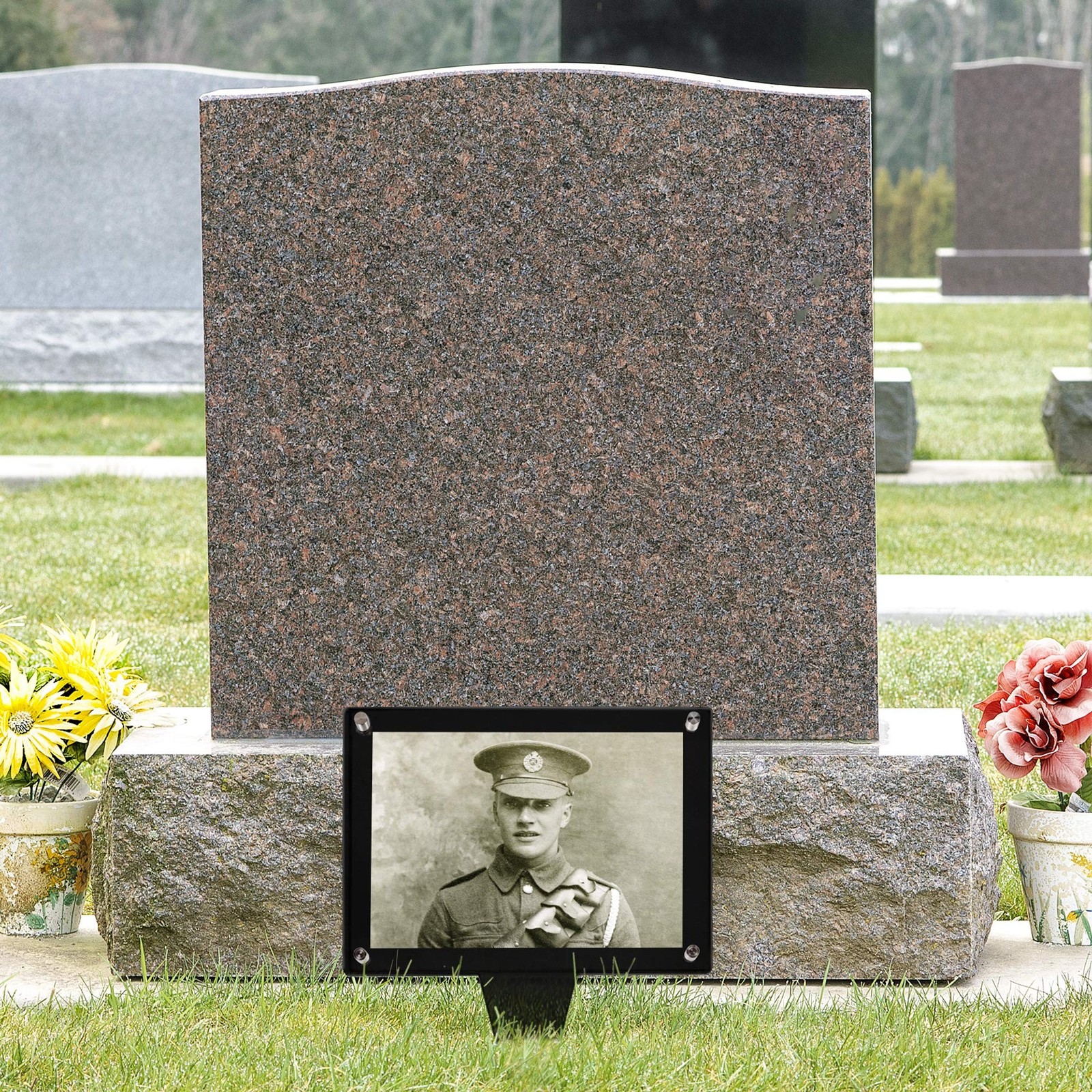 SimpleView 5×7 Waterproof Picture Frame | Memorial Gifts | Cemetery Decoratio…