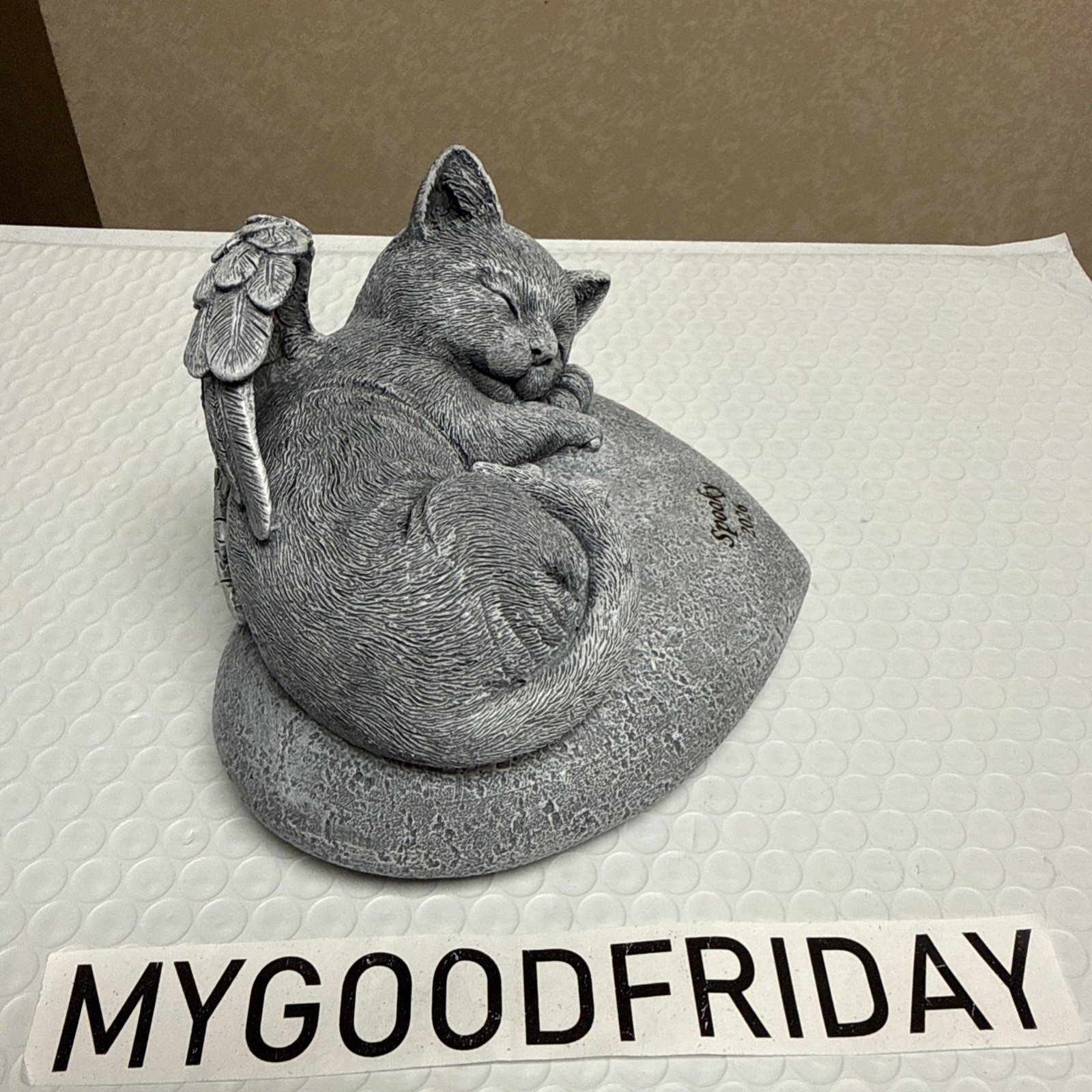 CAT Pet Sleeping Angel Wings Memorial Garden Stone Cemetery Grave Spooky 2026