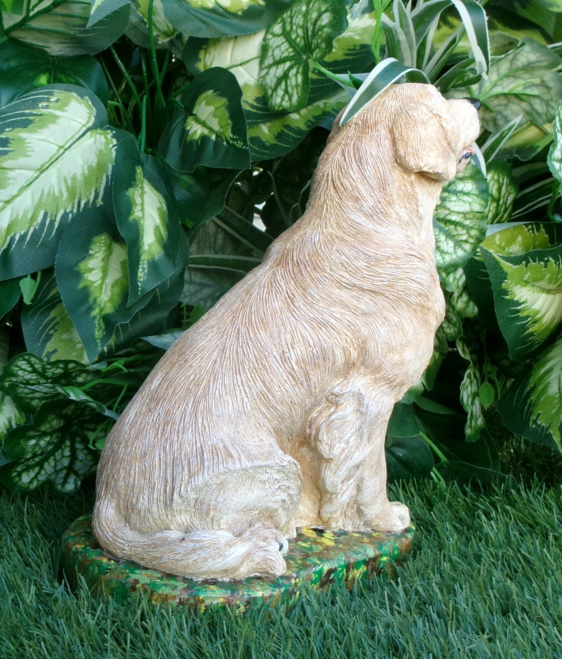 Golden Retriever Concrete Dog Statue Custom Painted Pet Loss Memorial Stone Dog