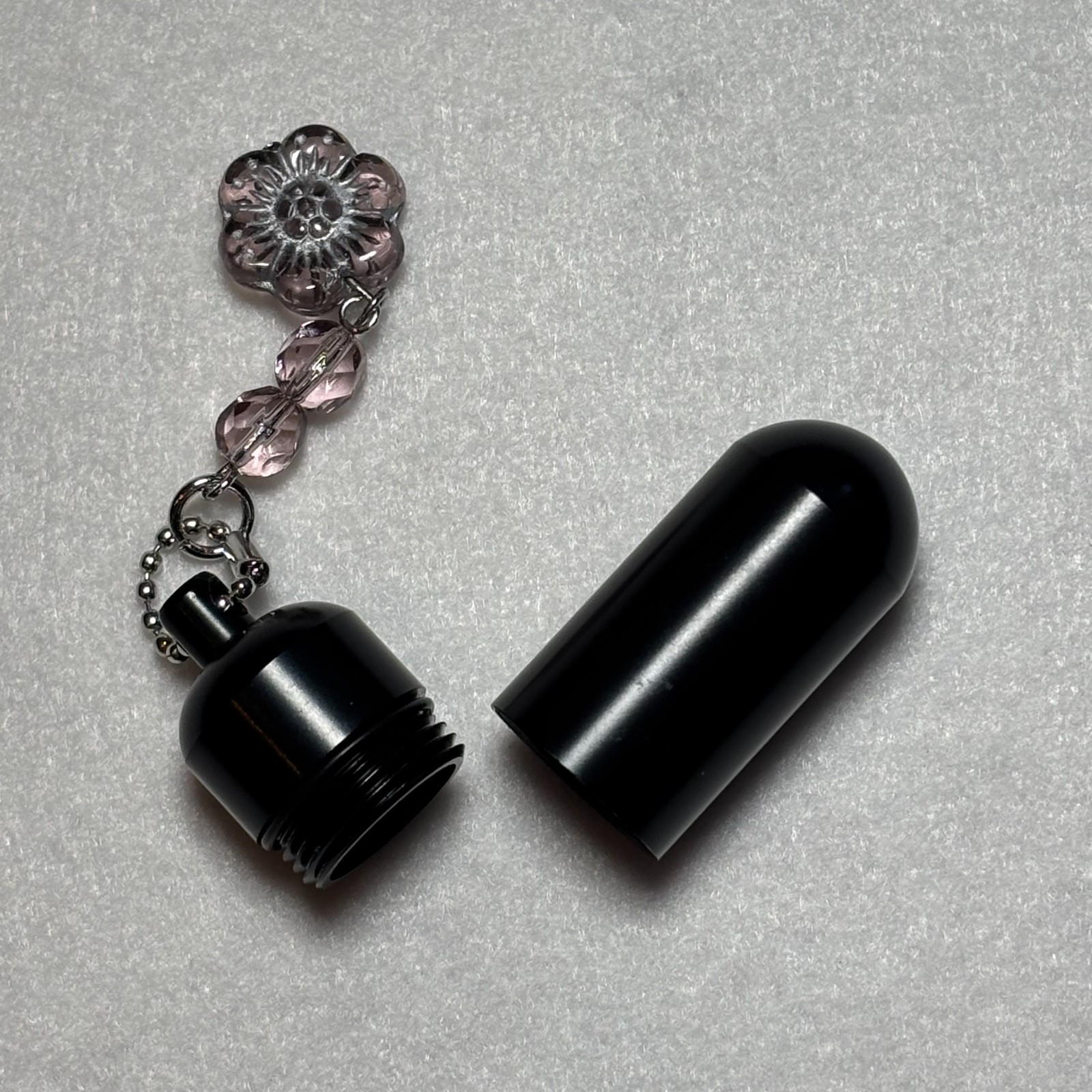 Cremation Ashes Keychain – Cremation Keepsake(pink ornaments)