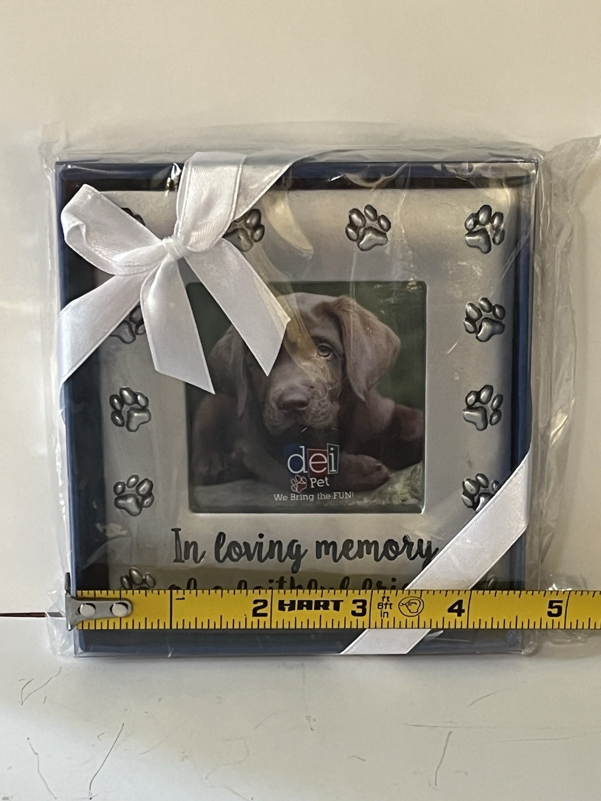 DEI In Loving Memory Of A Faithful Friend Frame, 4”x4.5”, NEW, Paw Print Edge