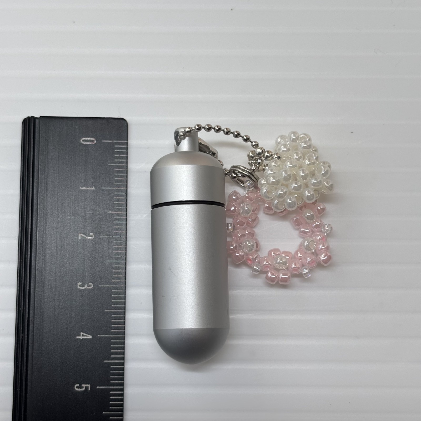 Cremation Ashes Keychain – Cremation Keepsake(with pink ring and white heart)