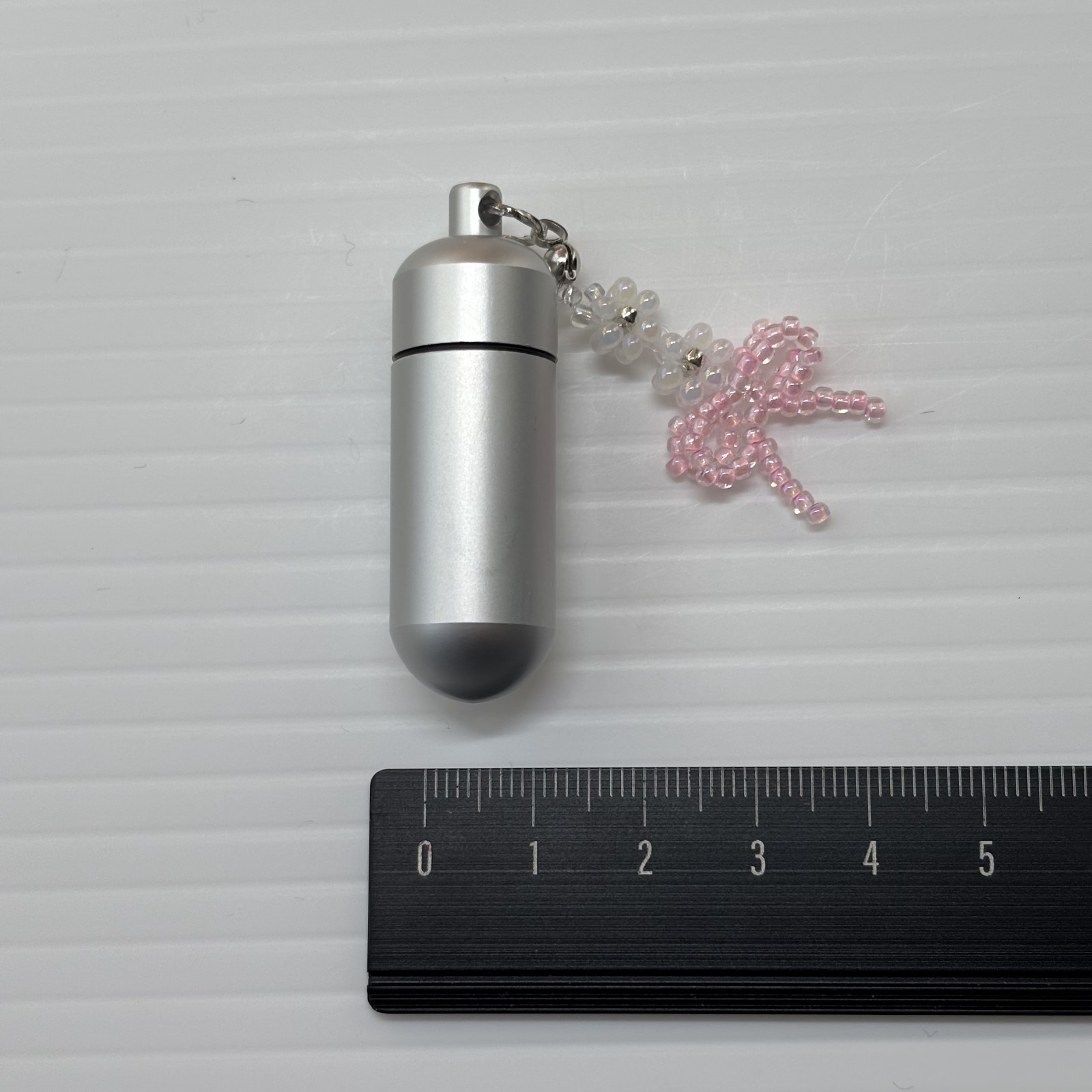 Cremation Ashes Keychain – Cremation Keepsake(white flowers and pink ribbon)