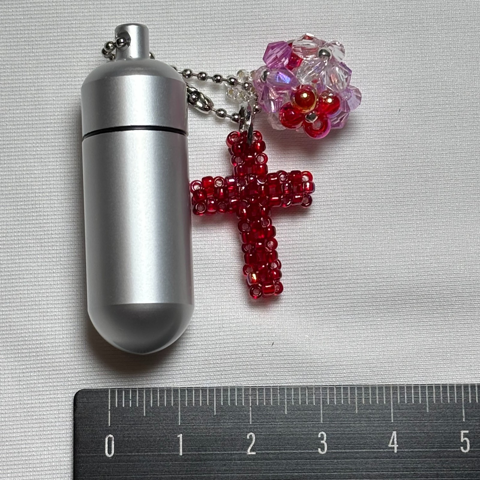 Cremation Ashes Keychain – Cremation Keepsake(red cross and red ornaments)