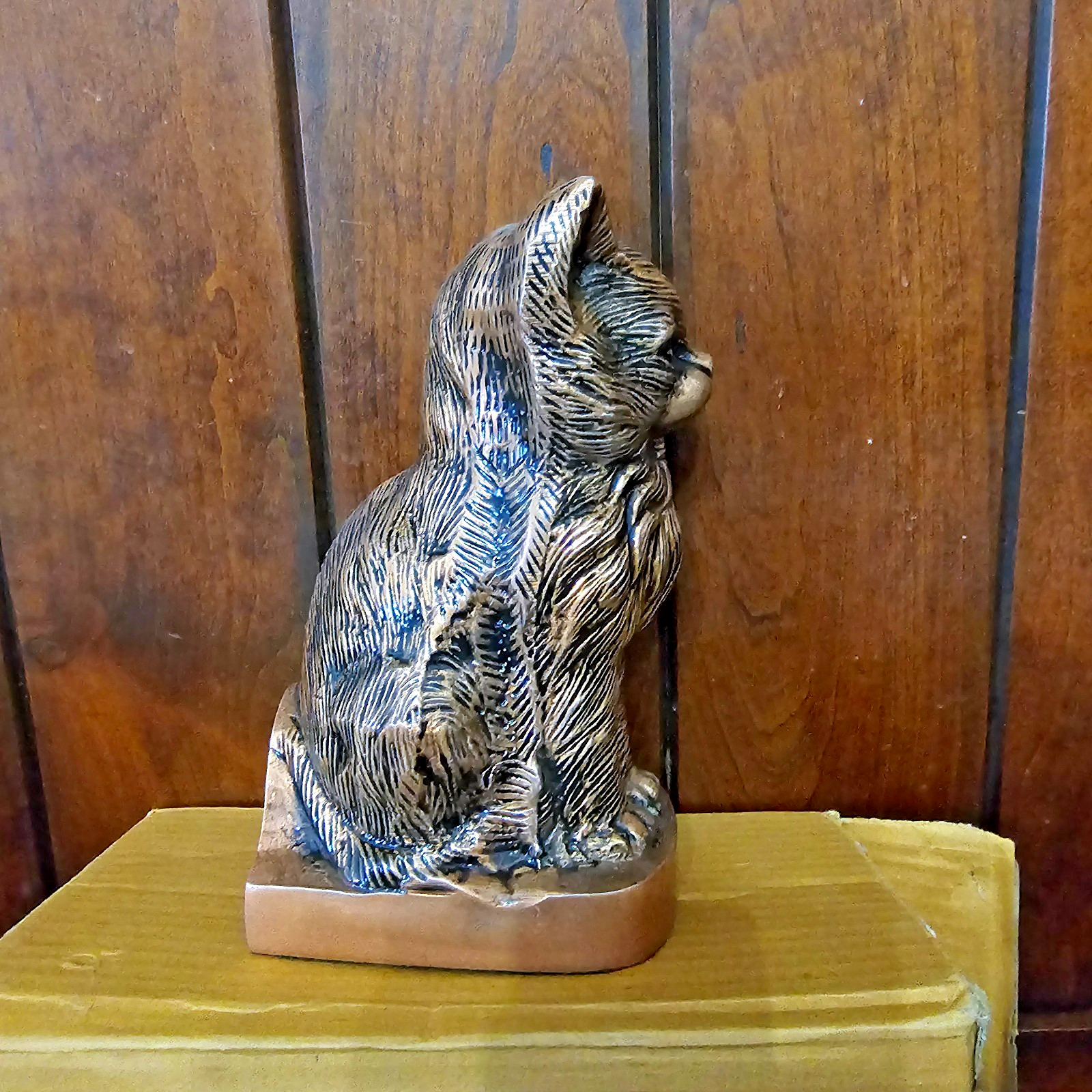Cat Memorial Urn Cremation Ashes Antique Copper 8″ Tall 42 Cubic Inch Capacity