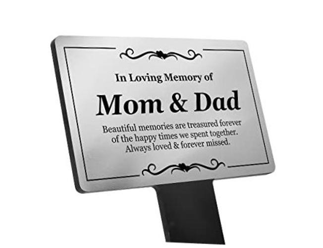 Mom & Dad Memorial | Remembrance Plaque | Stake – Silver and Black Acrylic |