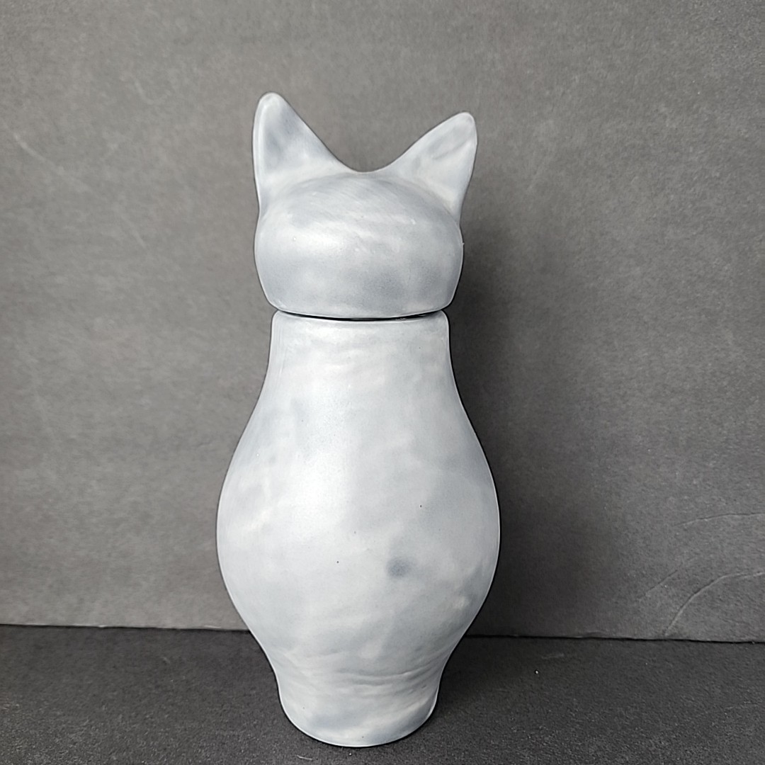 Basst Cat Urn By Charm Ceramic 8″ Smooth Light Gray Feline Figure Studio Art