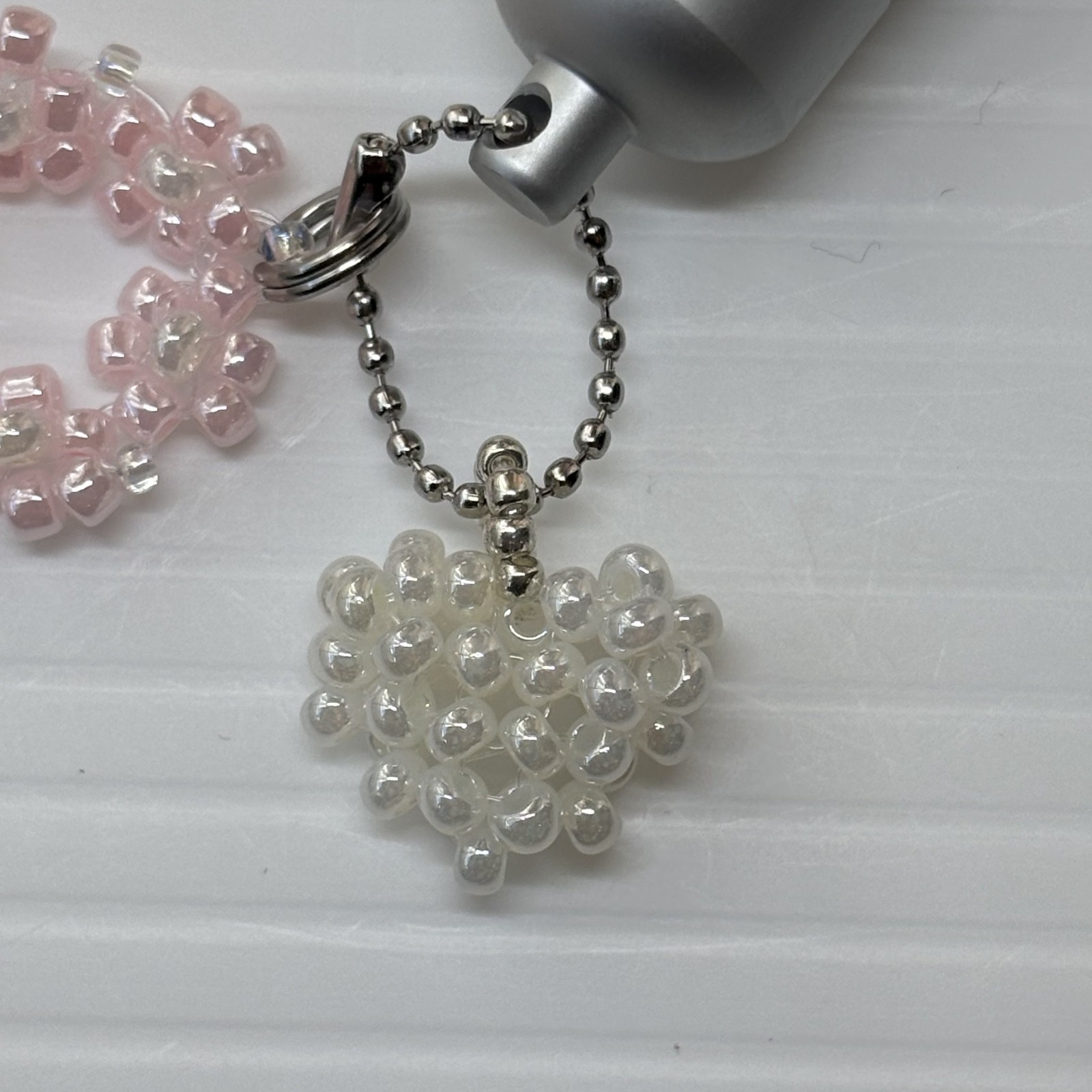 Cremation Ashes Keychain – Cremation Keepsake(with pink ring and white heart)