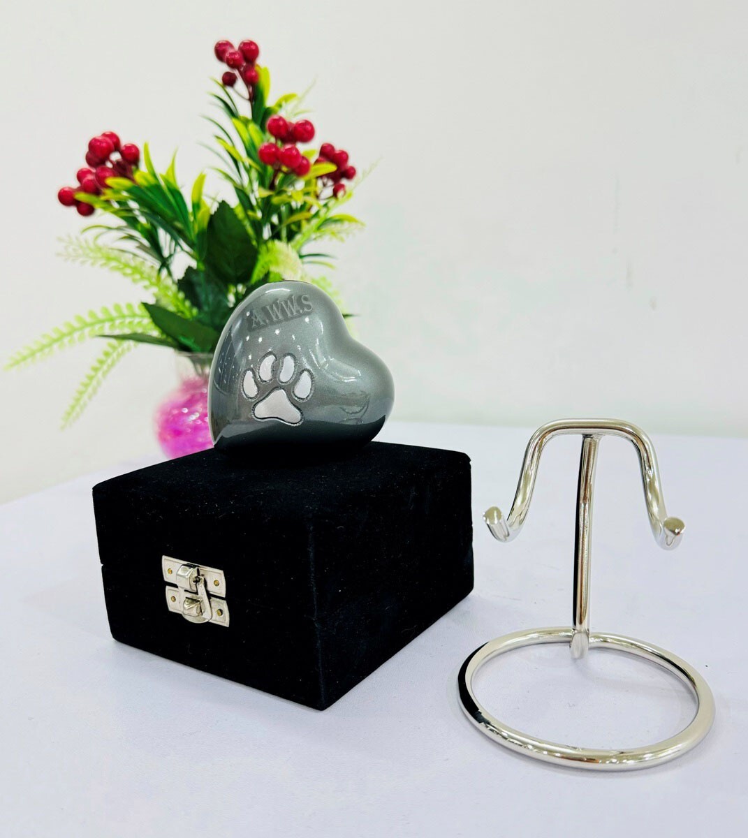 Beautiful Small Cremation Keepsake Urn For Token Ashes, Mini Heart Shape