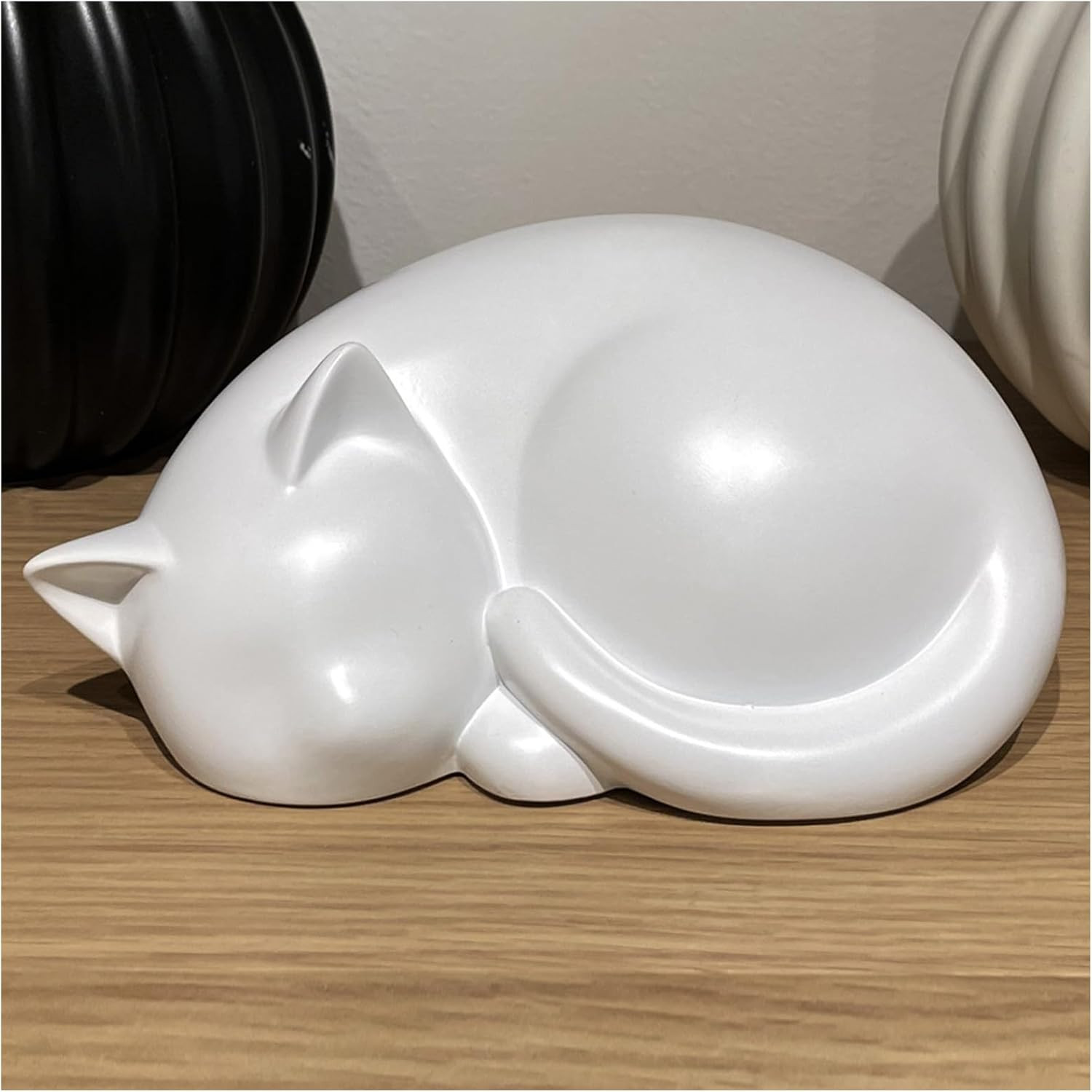 Handmade Sleeping Cat Urn for Ashes – Elegant White Pet Memorial Statue, Indoor