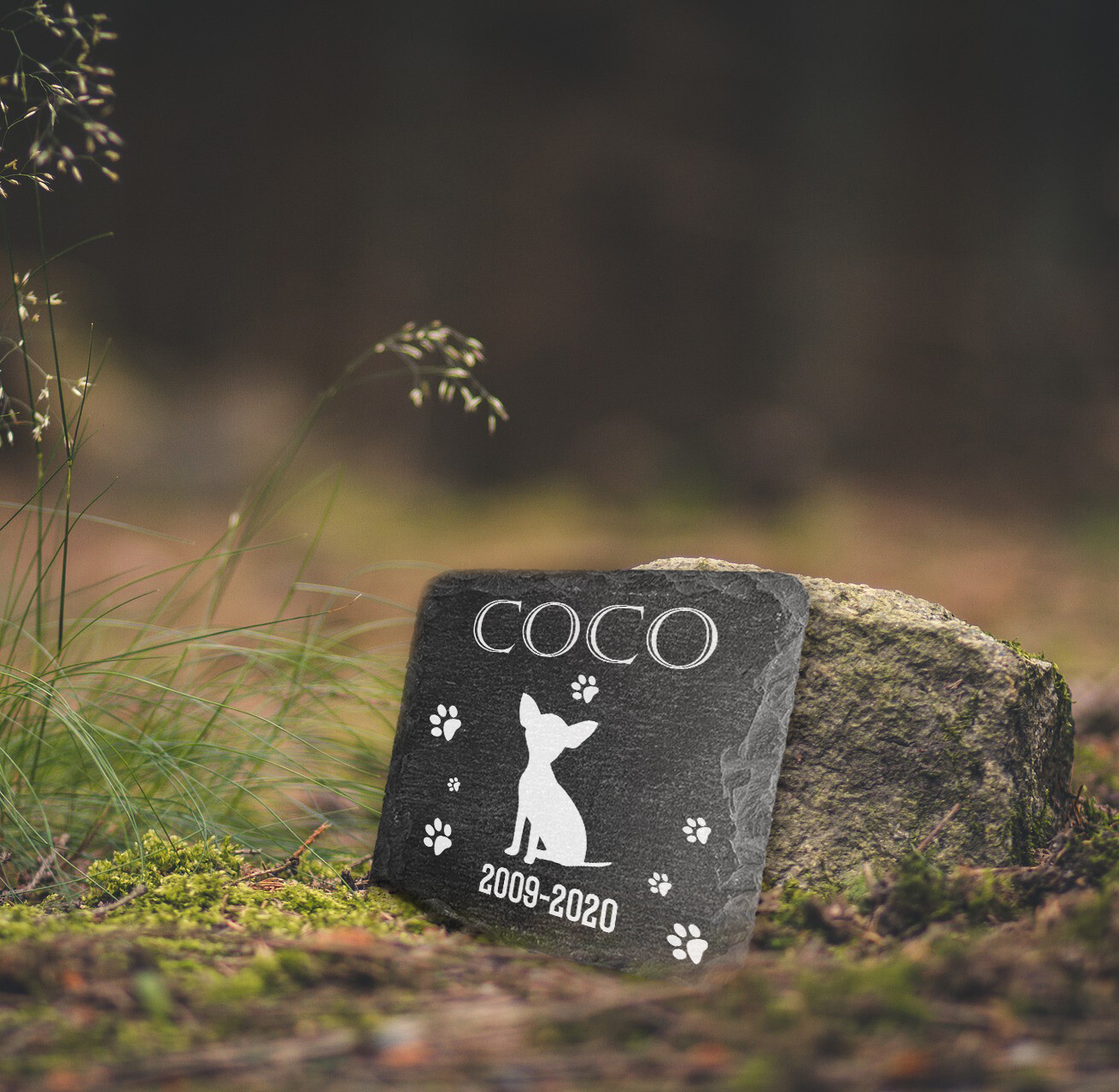 Personalised Pet Memorial Grave marker Dark Grey Natural Slate stone 10×10 Cm