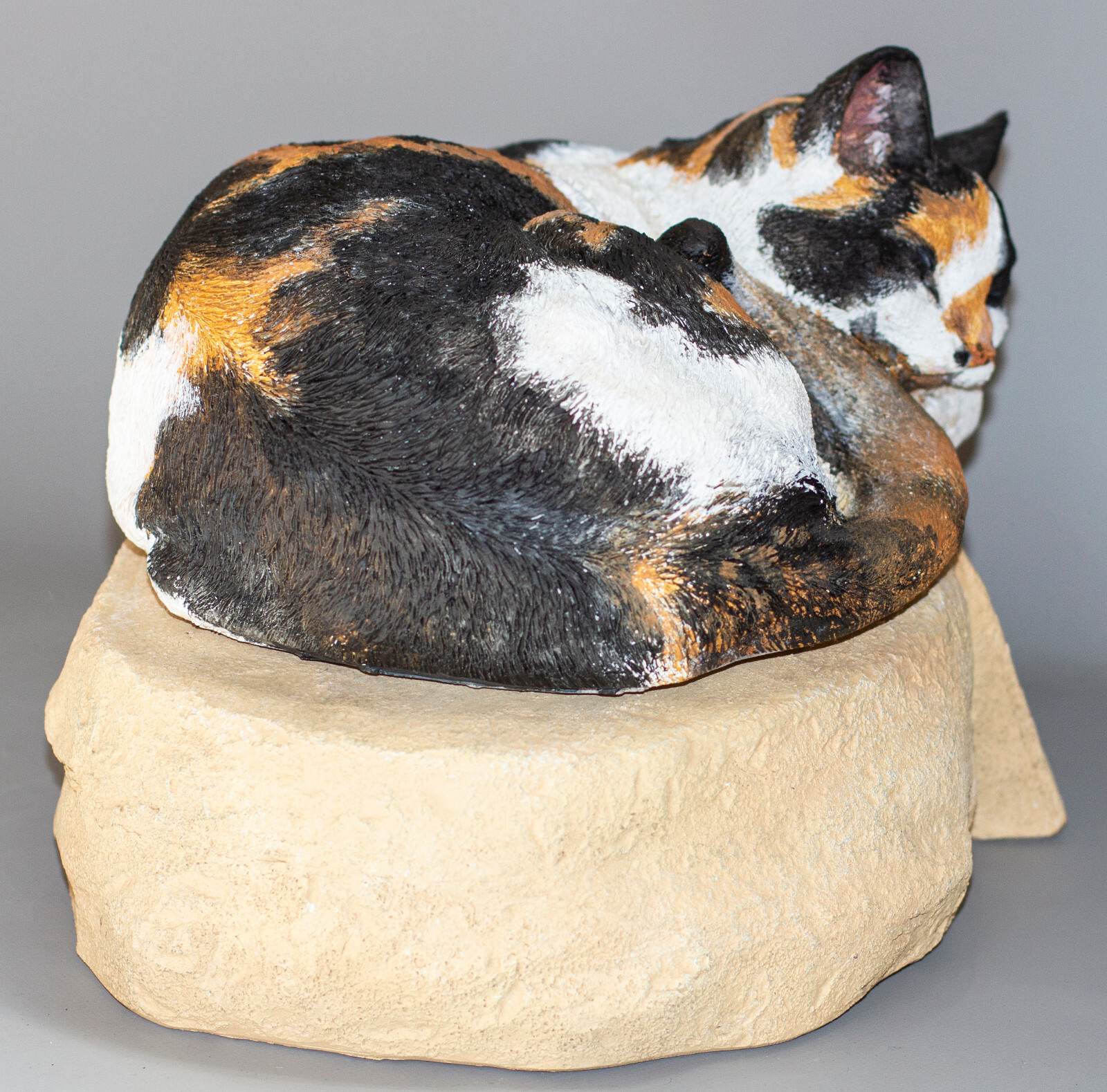 Pet Memorial Tombstone Grave Marker Plaque Cremation Urn Calico Cat Loss Tribute