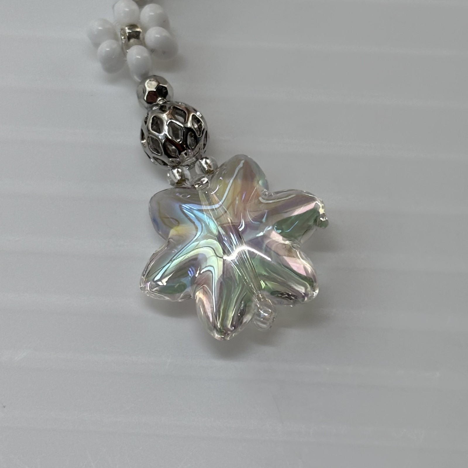 Cremation Ashes Keychain – Cremation Keepsake(white flower and clear star)
