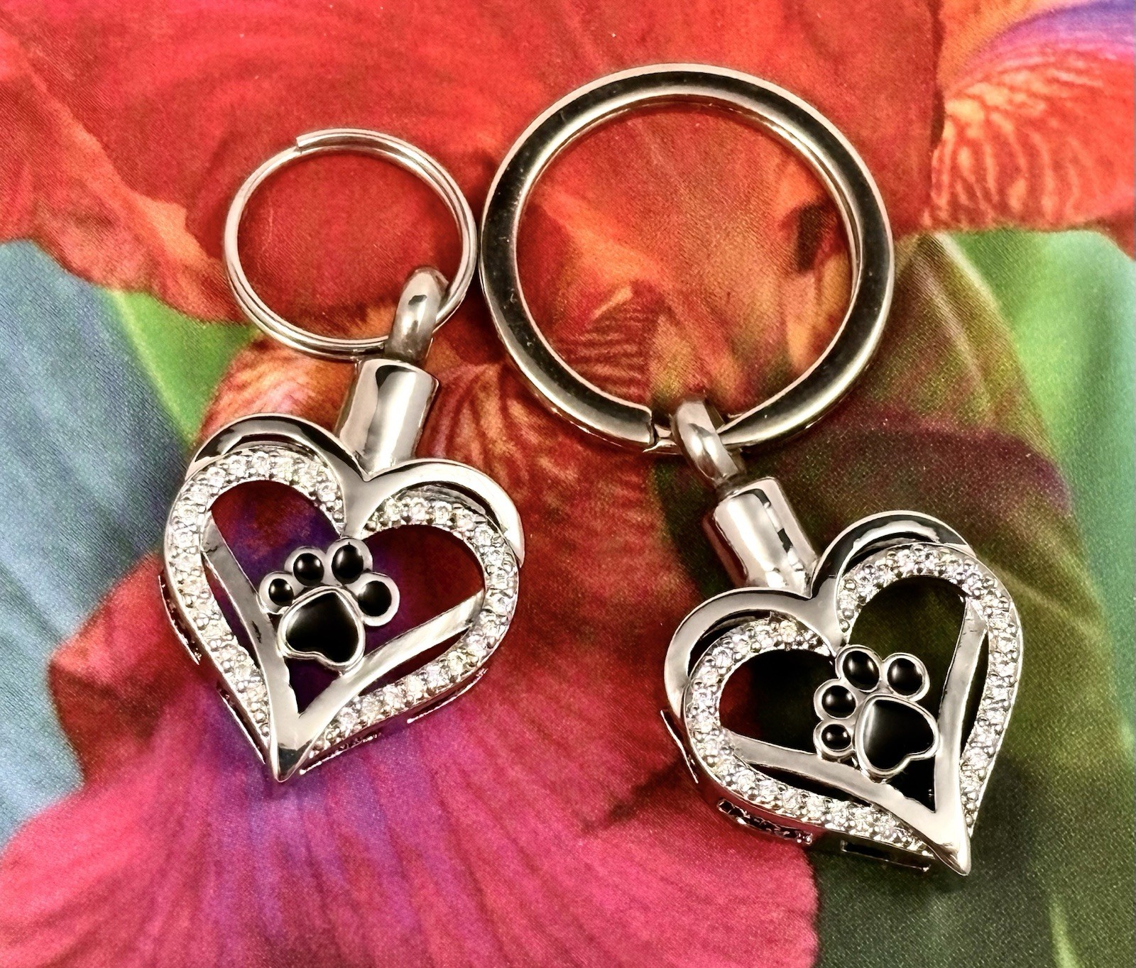 Pet Cremation Pendant Urn Keychain 1″ Key Ring for Ashes Dog Cat Paw Print Cross