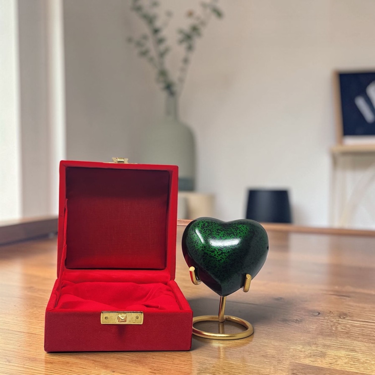 Custom Green Heart Cremation Keepsake Urn for Ashes with Display Stand & Box