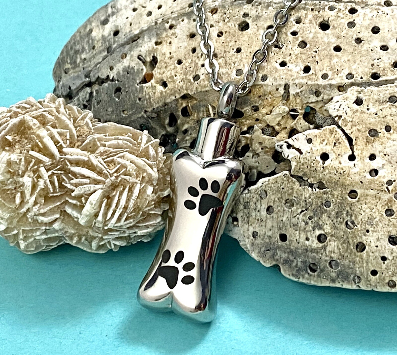 Dog Cremation Pendant Urn Keychain 1″ Key Ring for Ashes Pet Bone Silver Gift