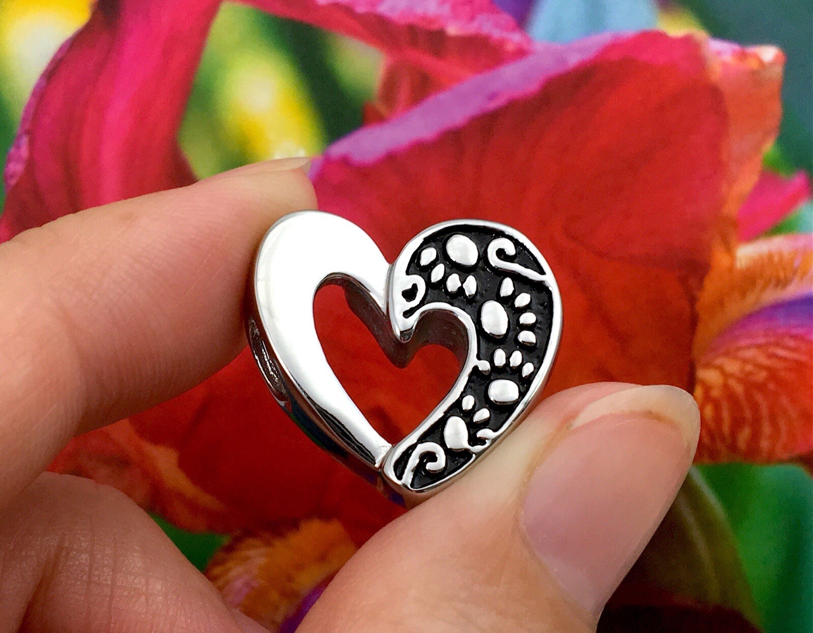 Pet Cremation Necklace Jewelry Pendant Urn for Ash Pawprint on My Heart Dog Cat