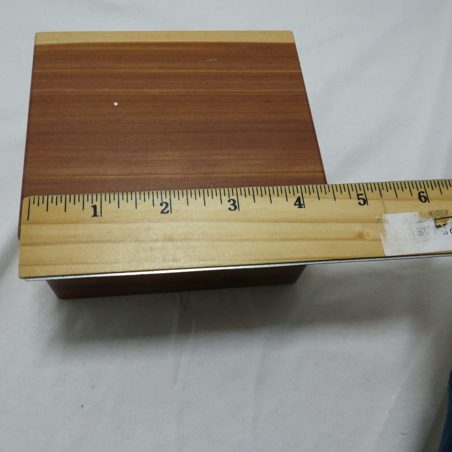 Cremation Urn for Ashes, Pet Memorial Funeral Urns Box,Wooden Cedar