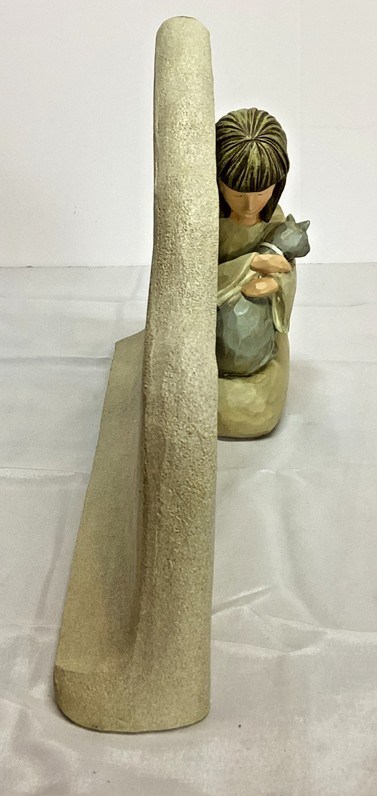 Pet Memorial Figurine Statue Angel Halo Wind Chimes Grave Stone Cat