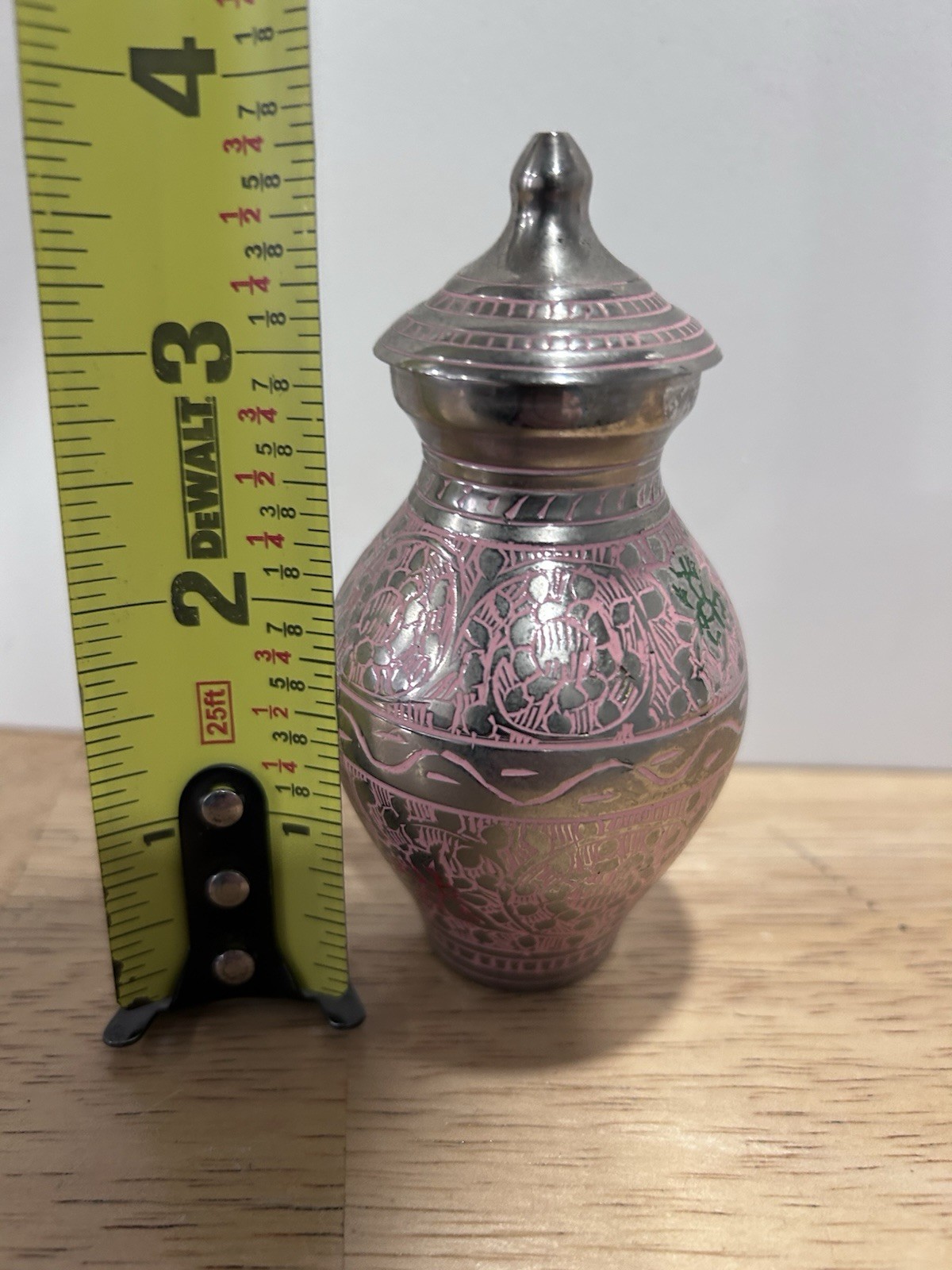 Small Ceramic With Gold Accents Urn for small dog or cat (mvbl)