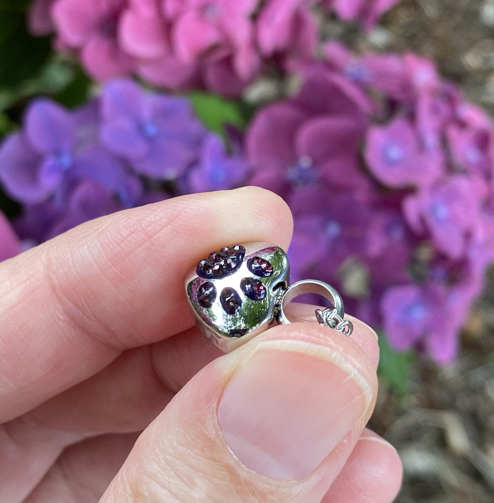 Tiny Pet Cremation Pendant Necklace Girls Ladies Crystal Paw Print Blue Purple