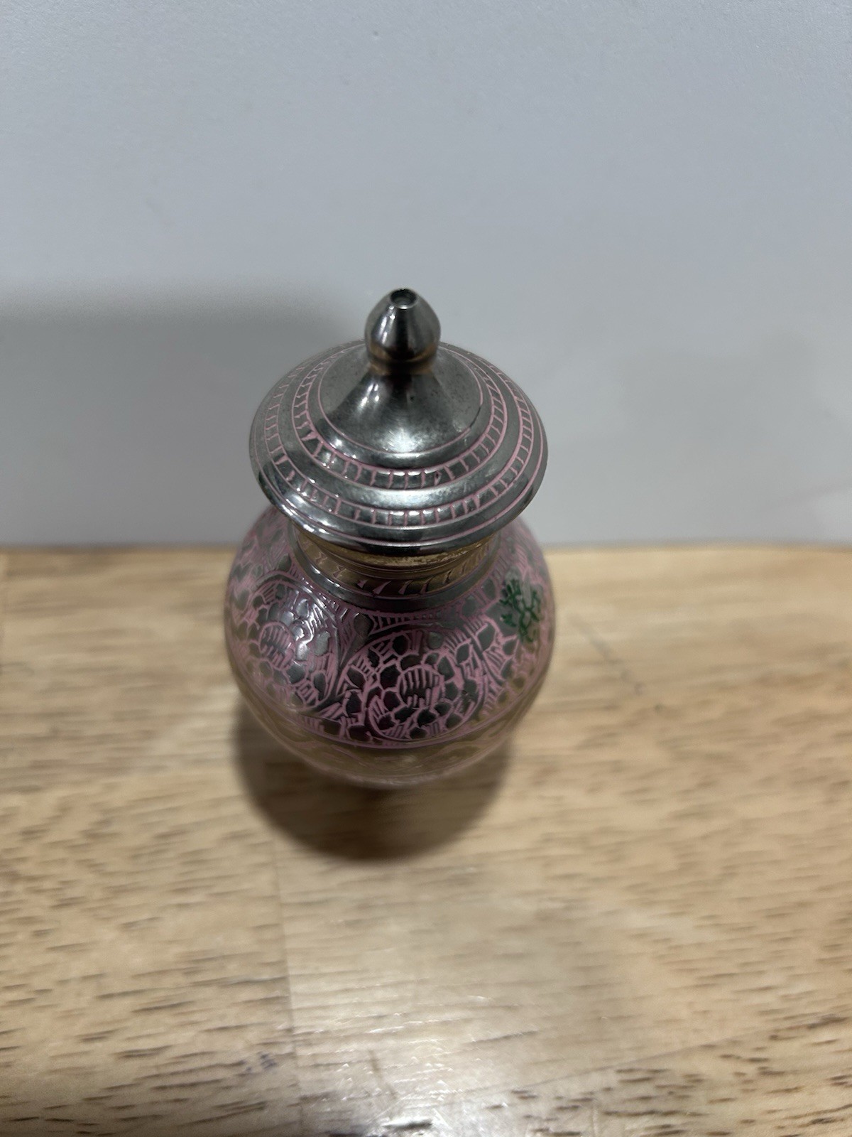 Small Ceramic With Gold Accents Urn for small dog or cat (mvbl)