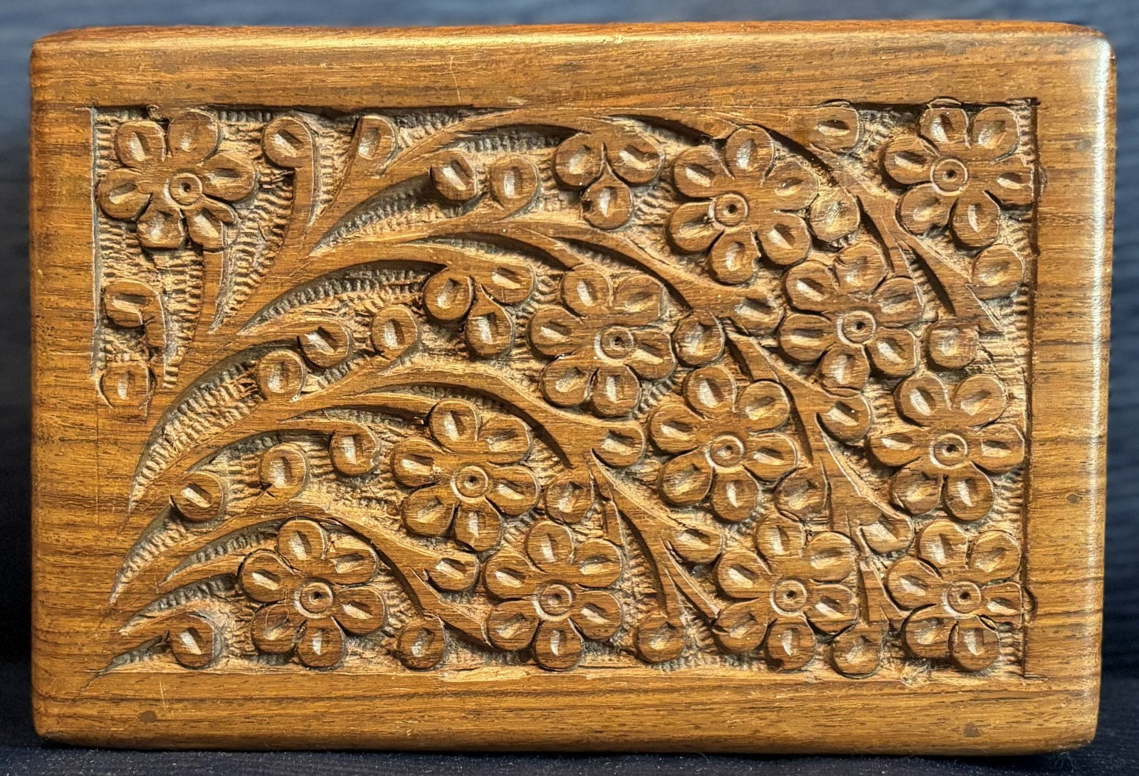 Tree of Life Rosewood Pet Urn for Ashes – Handcrafted Keepsake Wooden Box