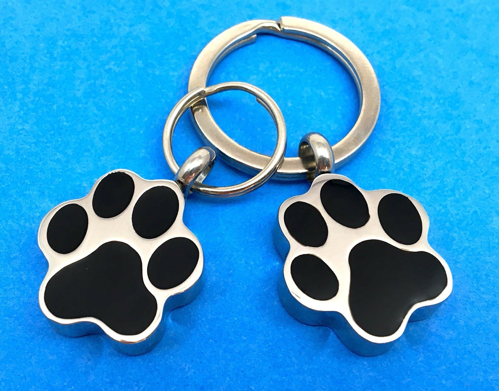 Pet Cremation Pendant Urn Keychain 1″ Key Ring for Ashes Dog Cat Paw Print