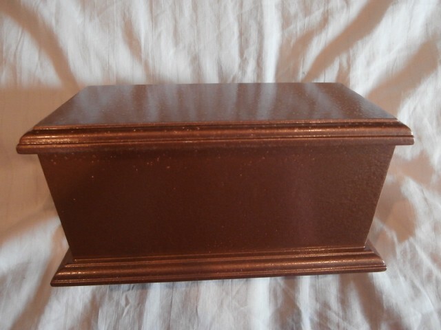 Pet Urn for dogs or cats (wooden)