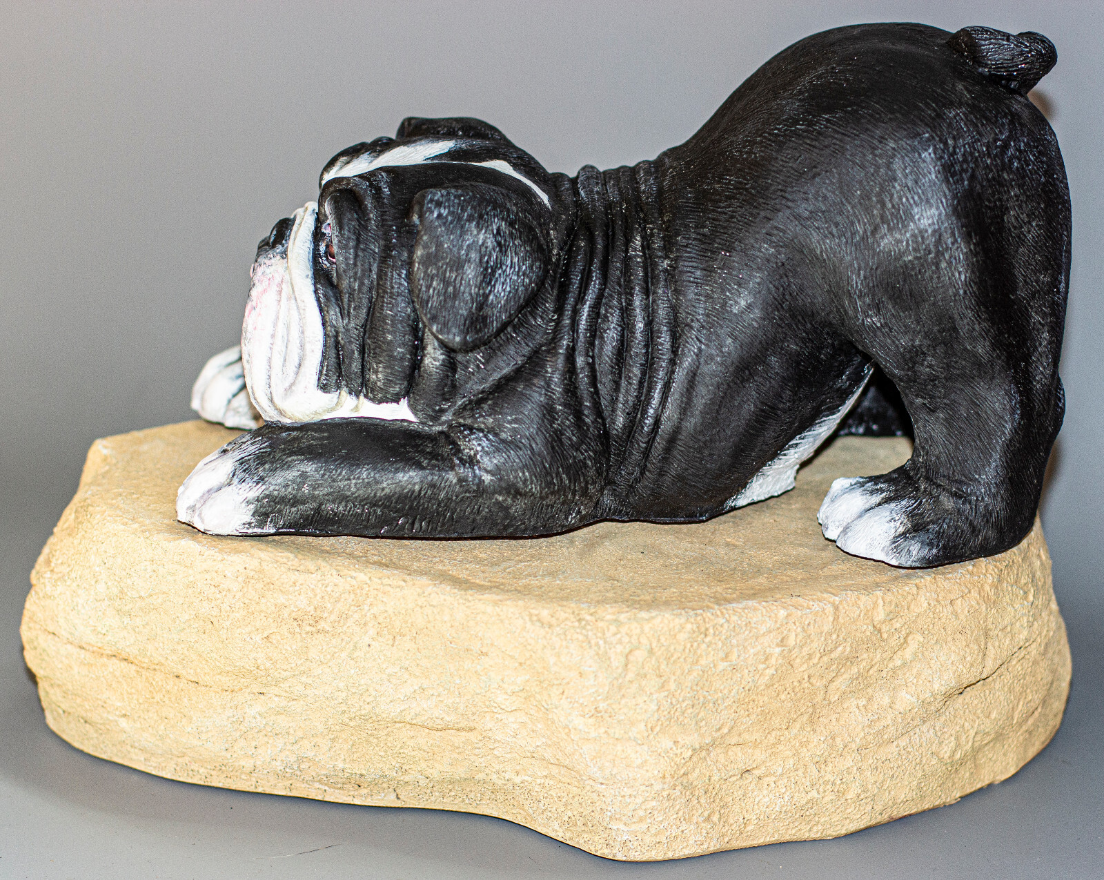 Unique Urn Dog Ashes English Bulldog Memorial Stone Pet Sculpture Tribute Plaque