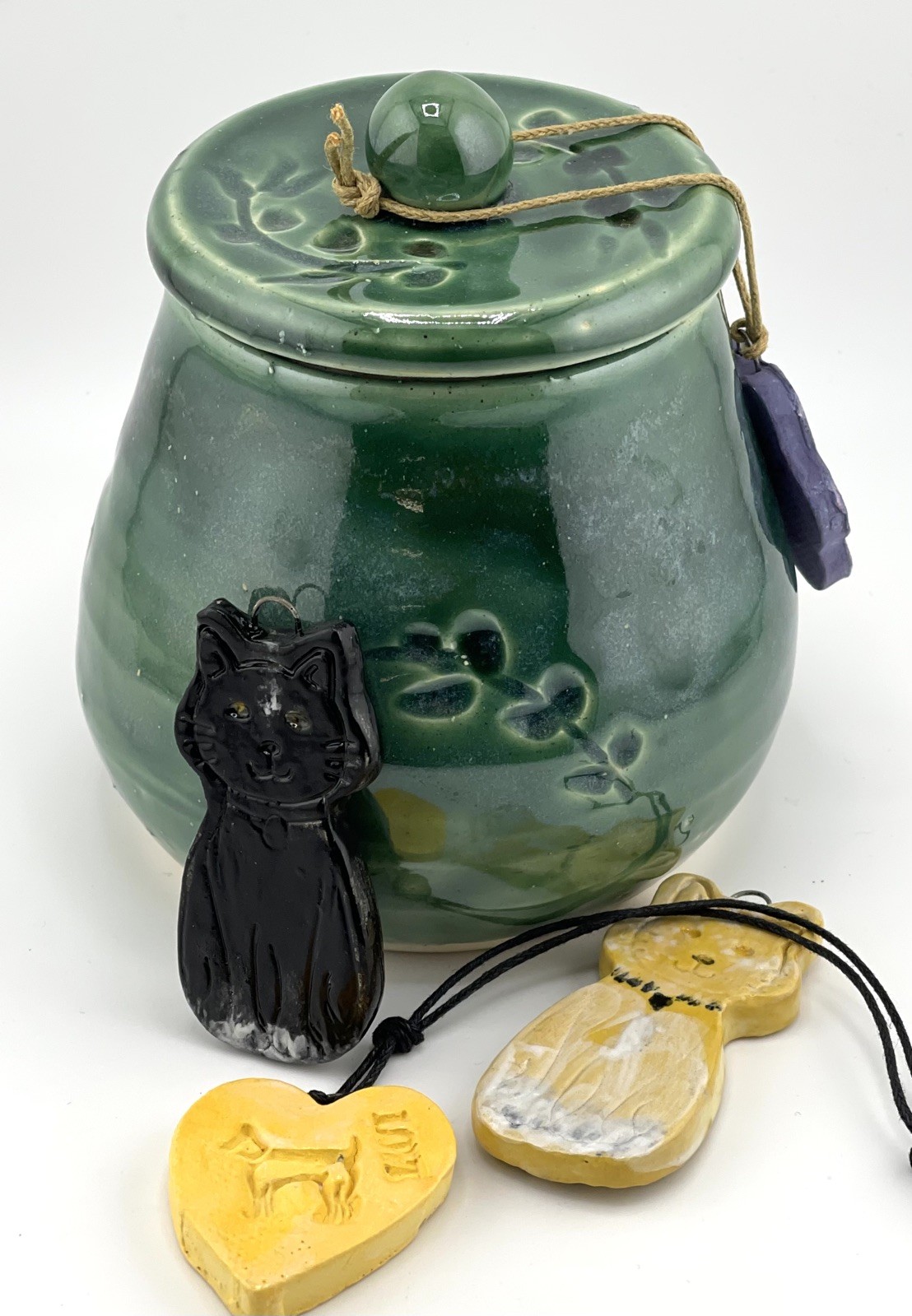 PET URN Hand Carved Pottery Cremation Ashes & Memorabilia EMERALD GREEN S/M New