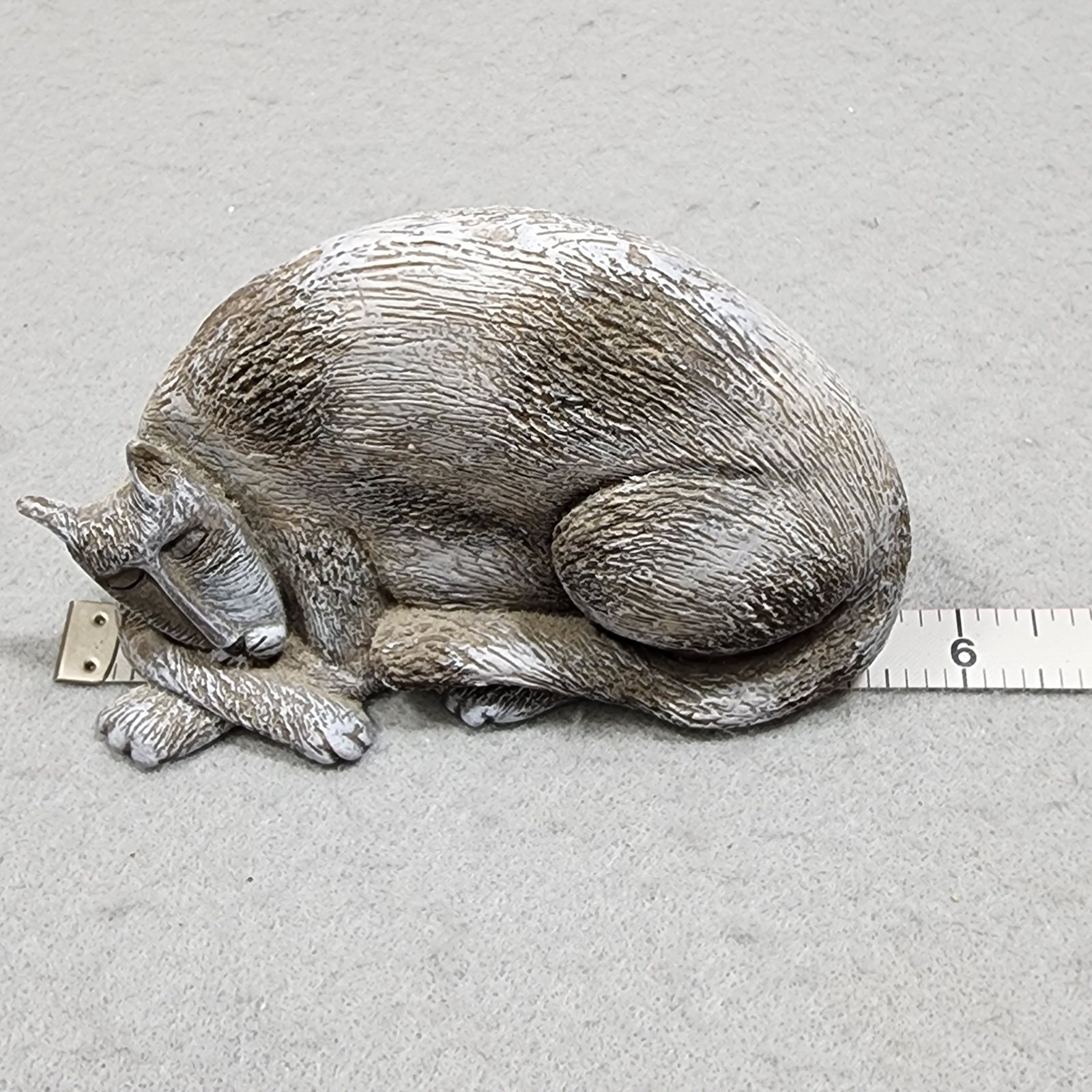 Sleeping Cat Figurine Commemorate Pet Tribute Memorial Statue Marsha McCarhty