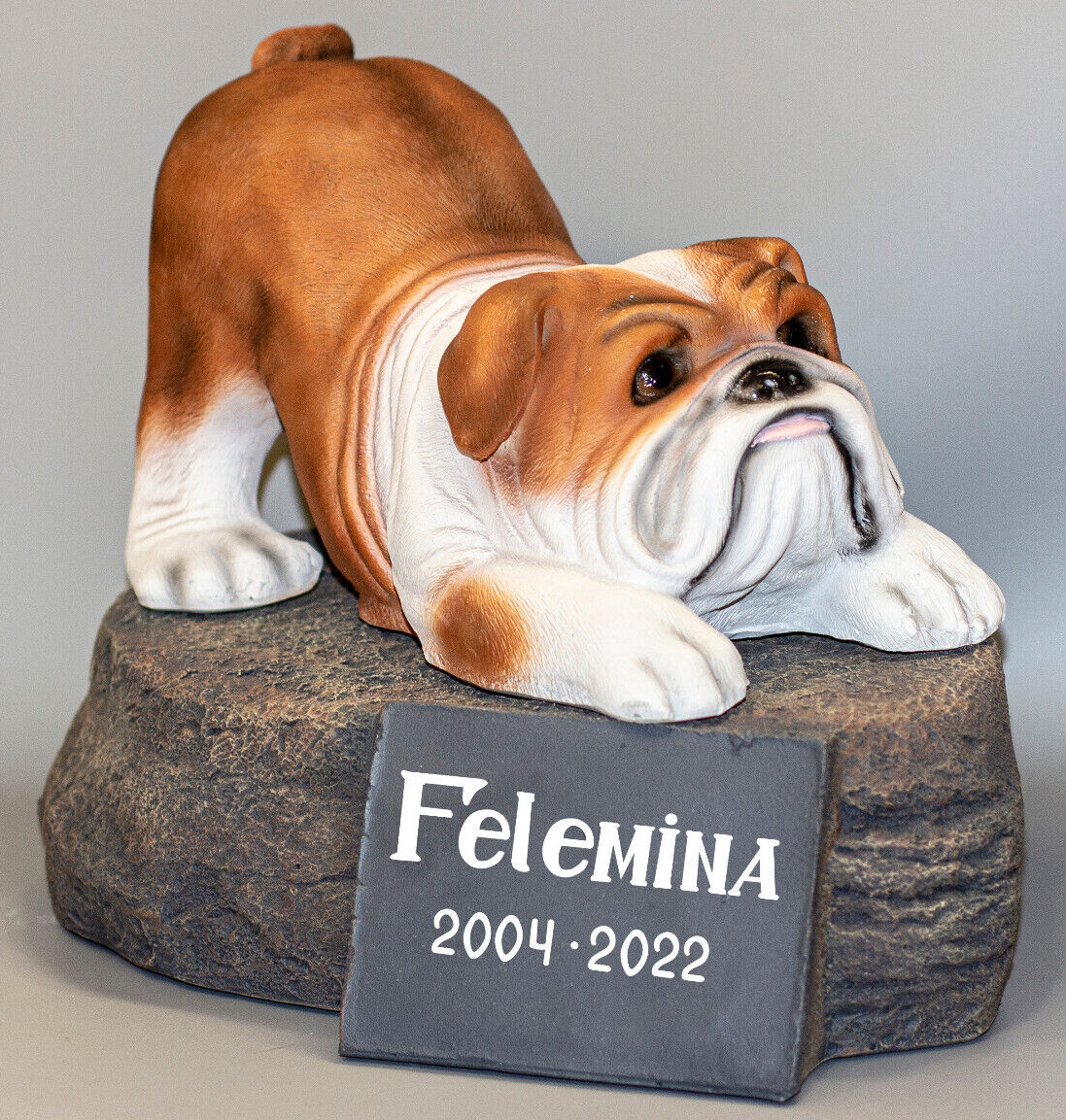 Dog Memorial Stone English Bulldog Cremation Urn Pet Ashes Statue Grave Marker