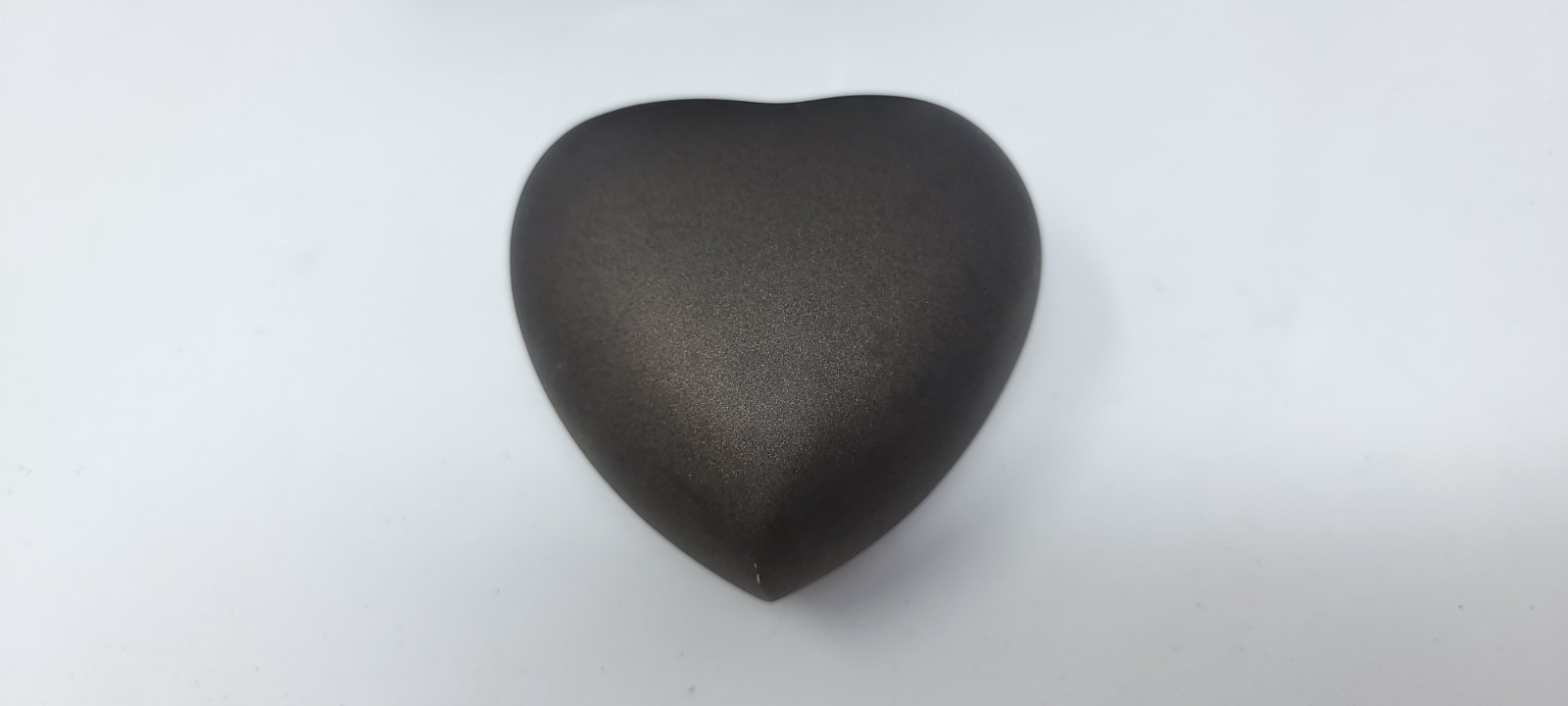 Heart Shaped Pet Urn & Keepsakes for Pet Ashes Black With Case