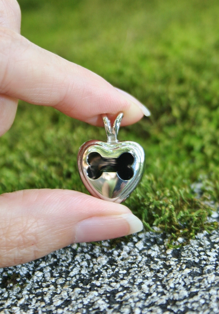 Dog Bone Cremation Necklace Jewelry Pendant Urn for Ashes Always in My Heart USA