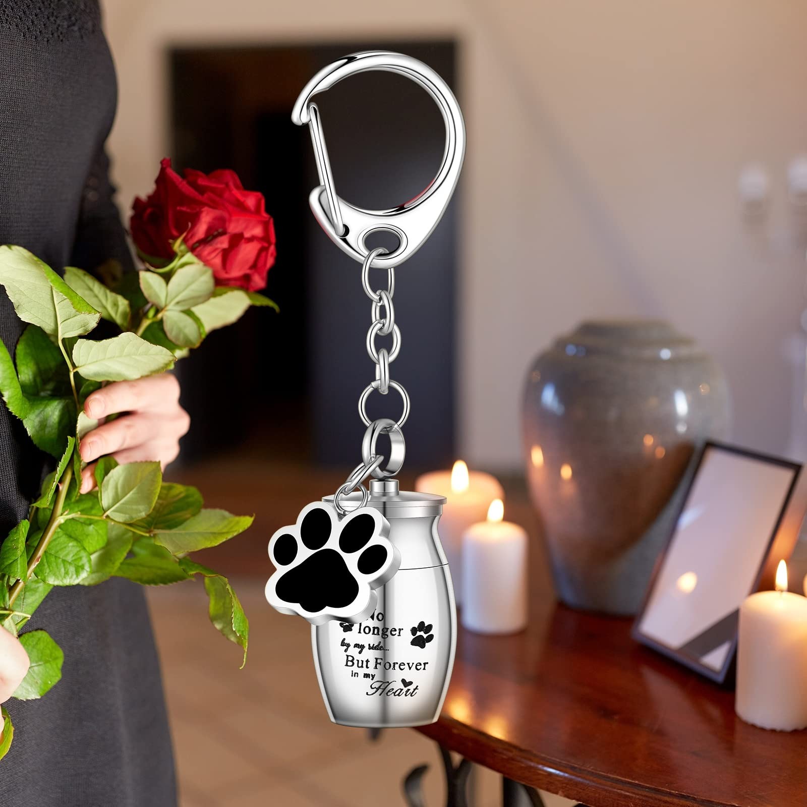 Tudomro Cremation Pet Dog Urns Keychain for Ashes with Storage Bag Silver