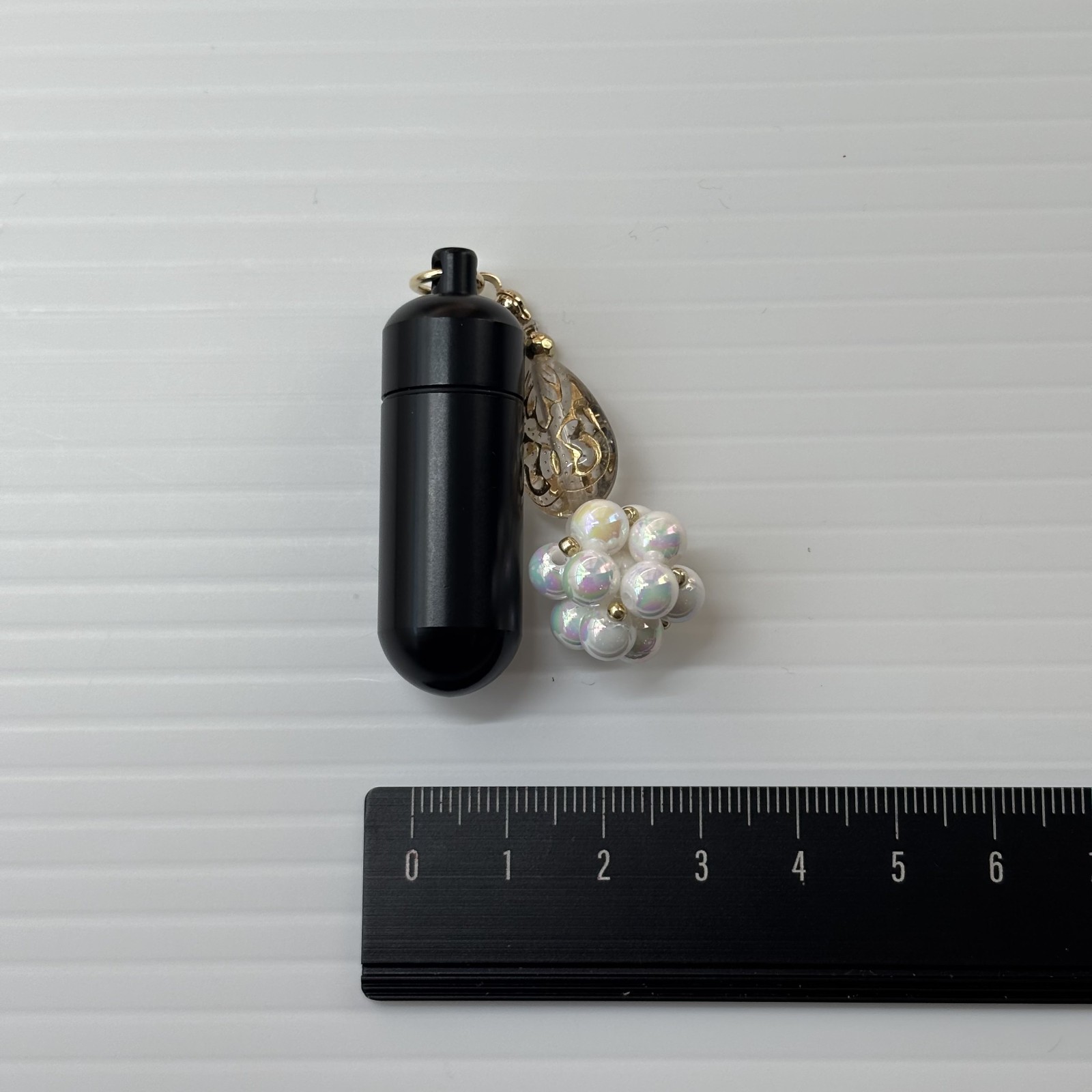 Cremation Ashes Keychain – Cremation Keepsake(gold orb and pearl ornament)