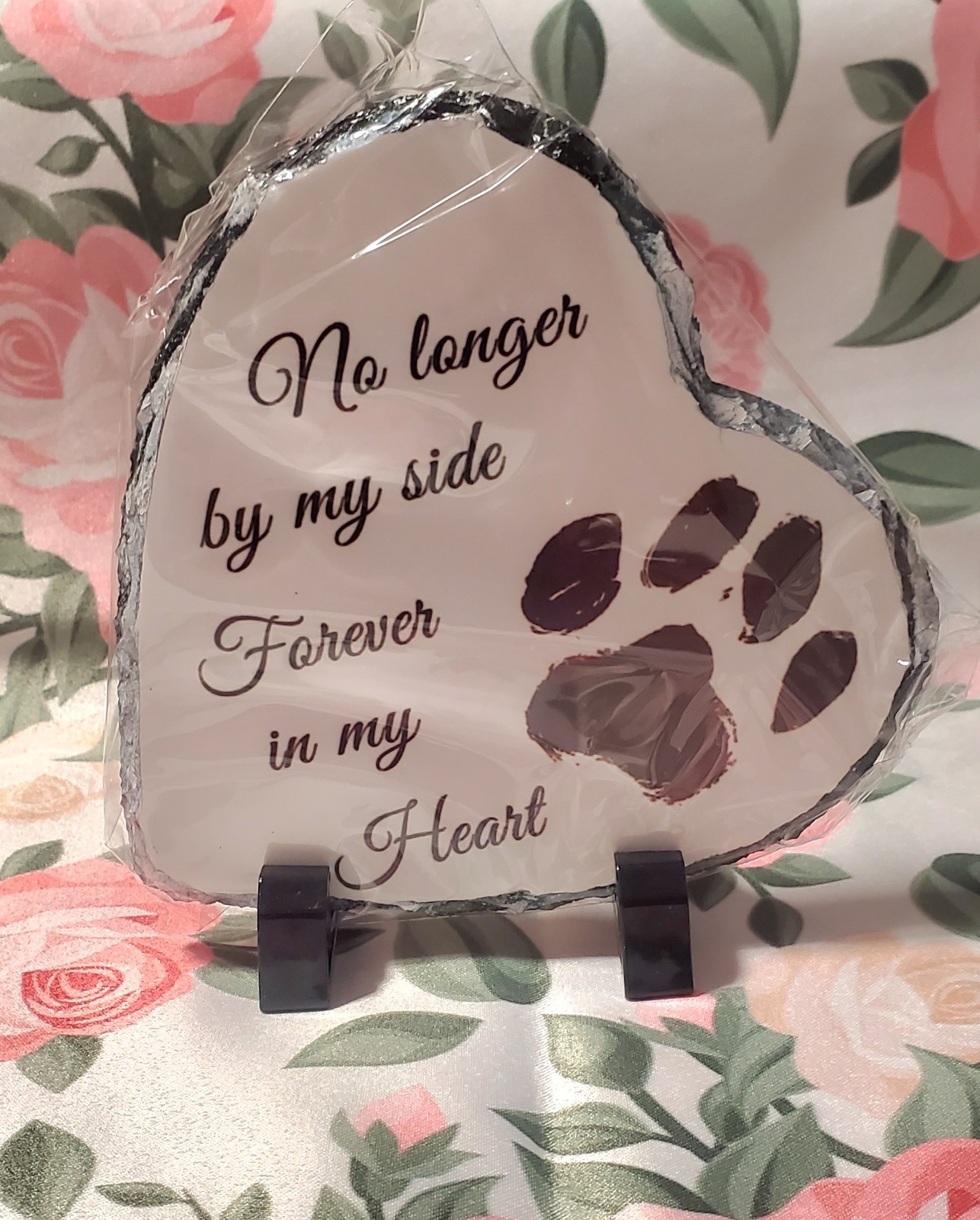 PET MEMORIAL STONE DOG CAT NO LONGER BY MY SIDE FOREVER IN MY HEART