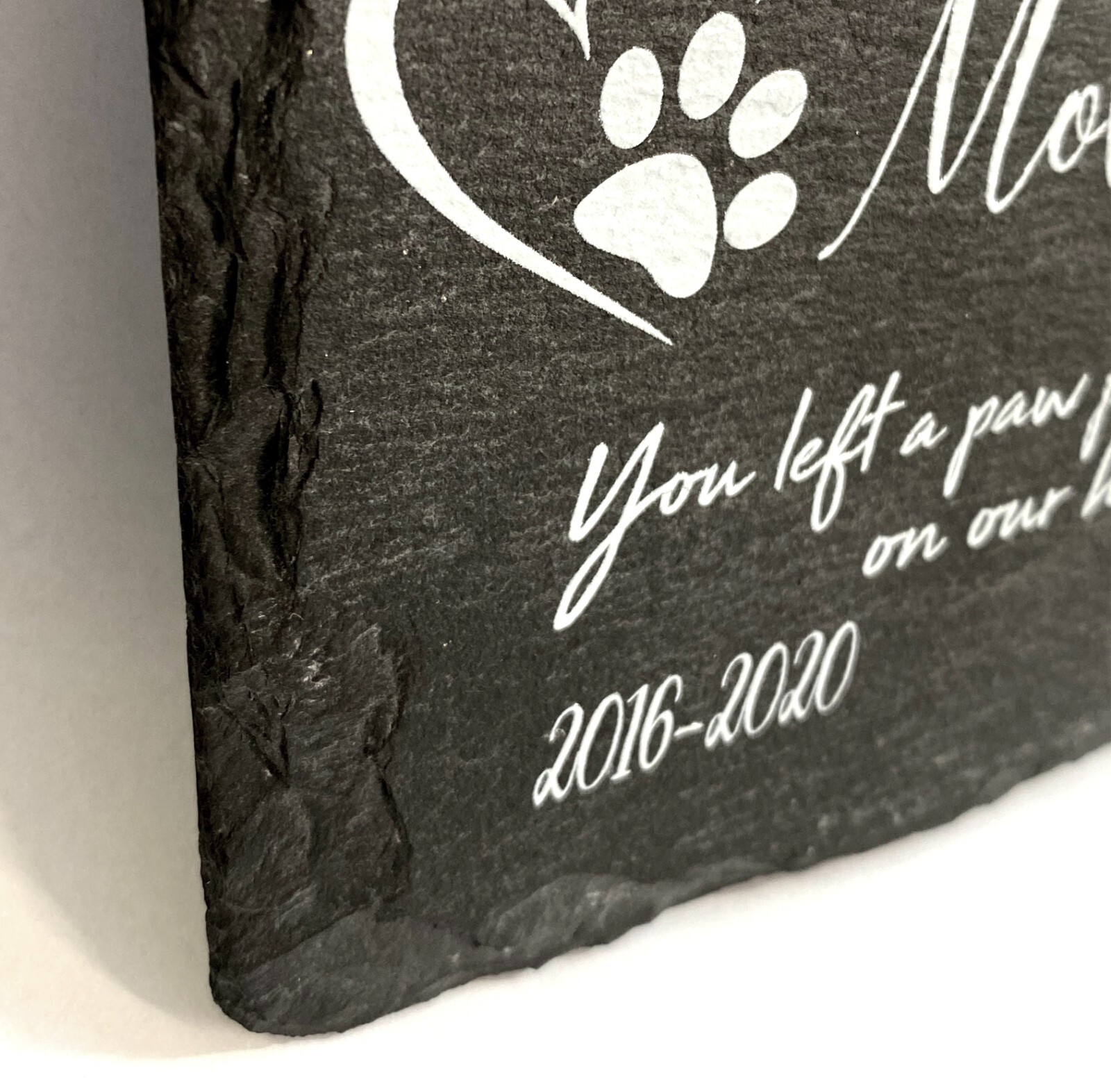 Personalised Pet Memorial Grave marker Heart & Paw Natural Slate stone 10×10 Cm